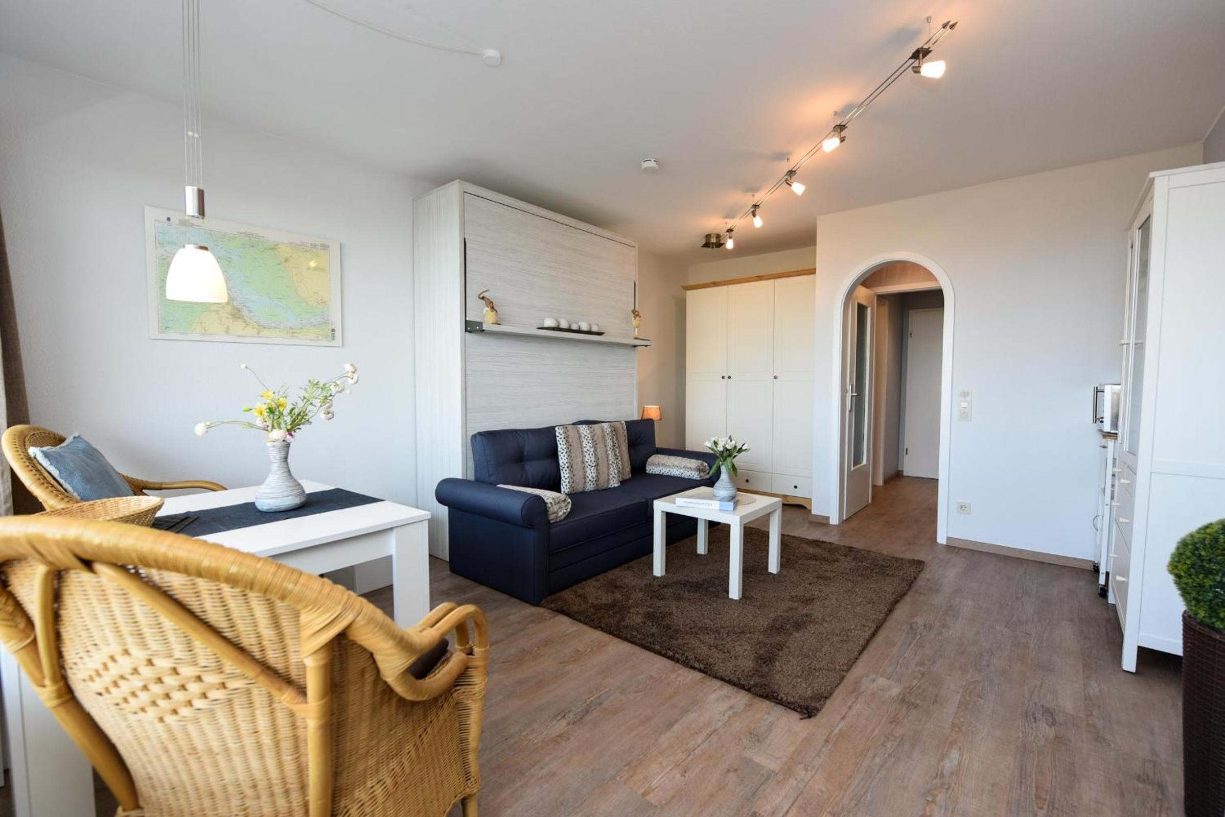 Apartment with Sea View photo 2