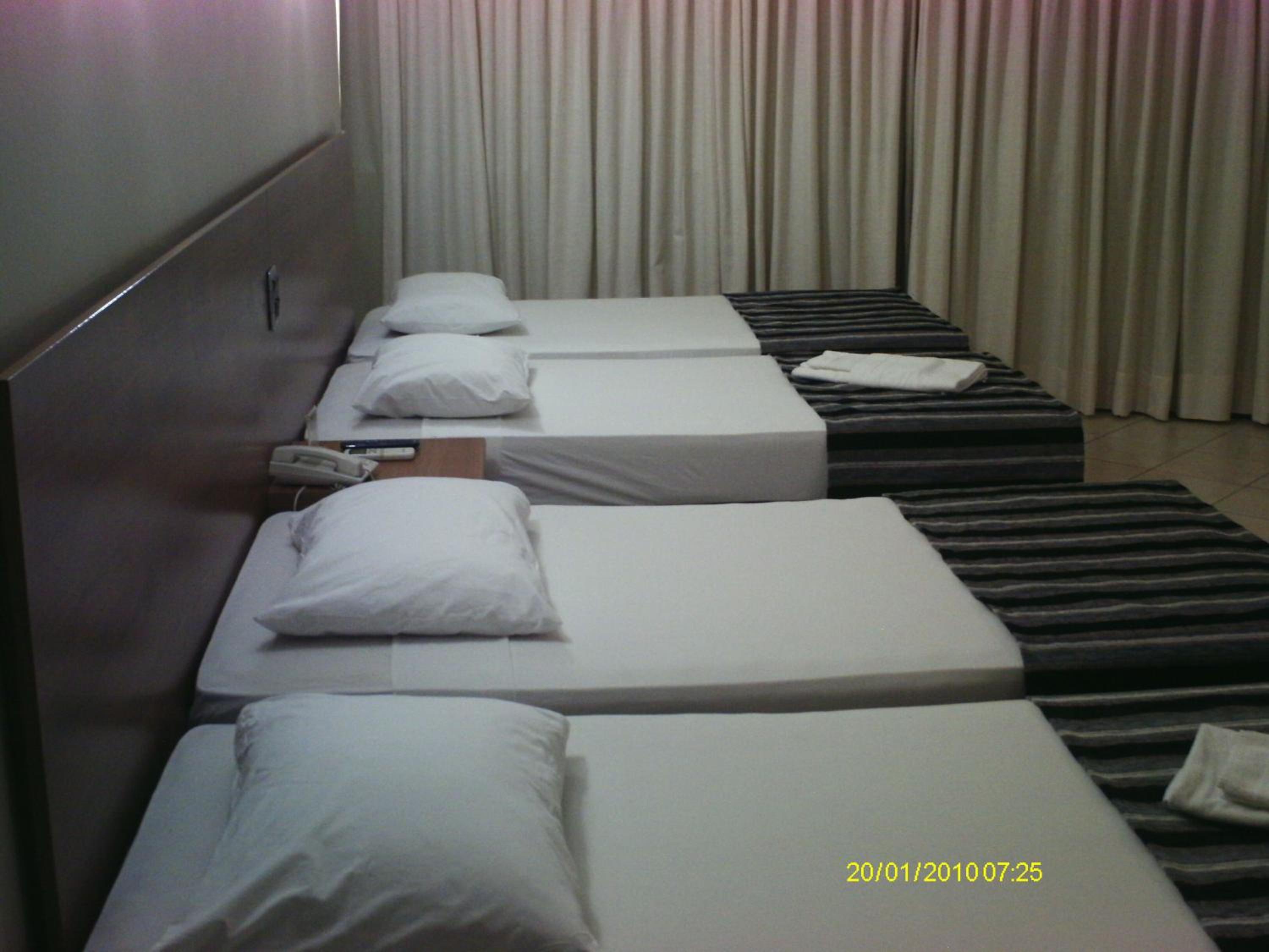 Superior Quadruple Room - Photo 5