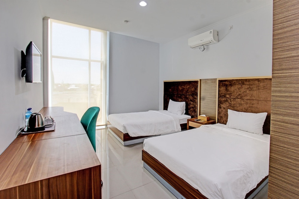 Basic Twin Room