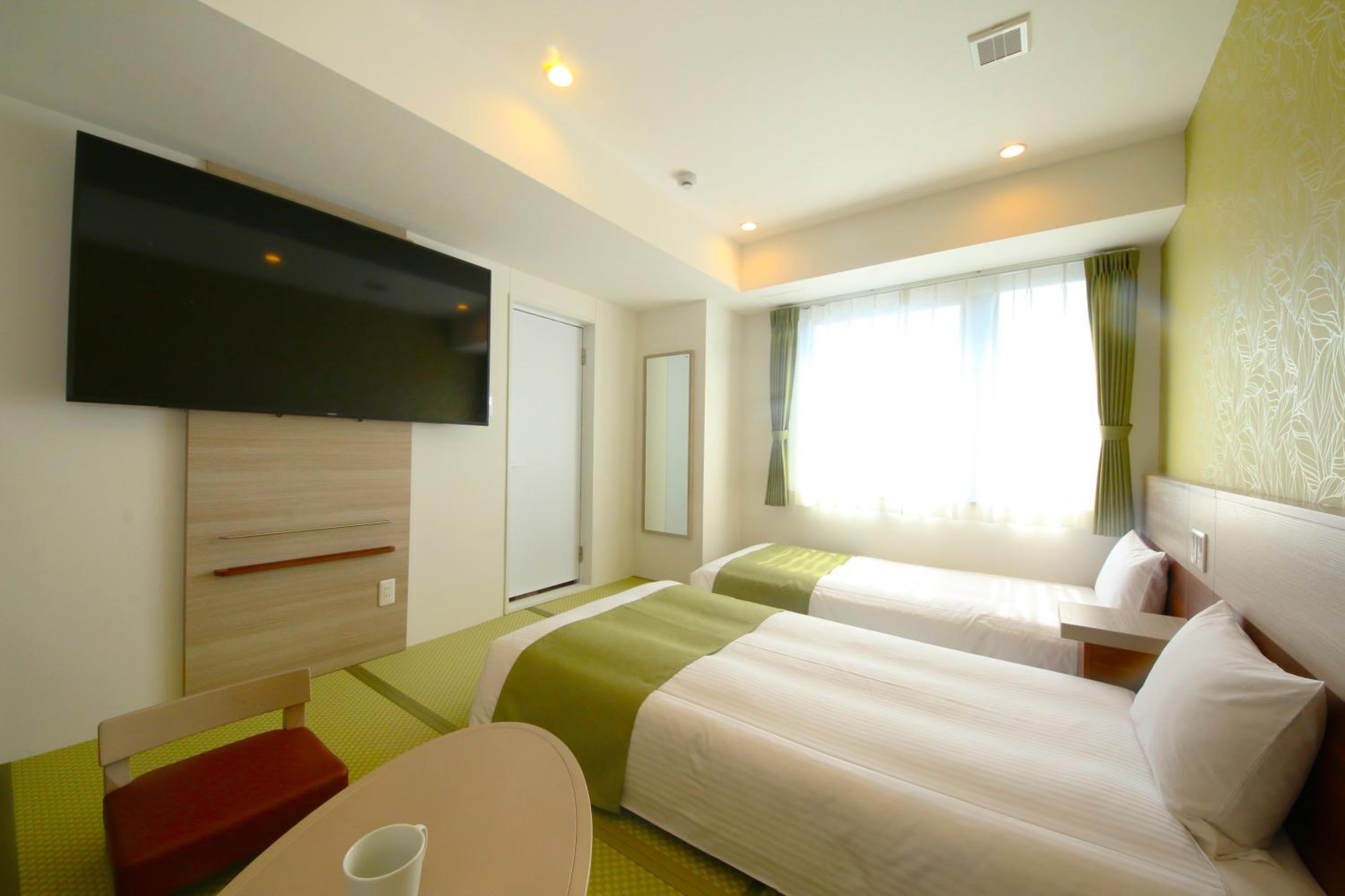 Twin Room with Tatami Area - Photo 6