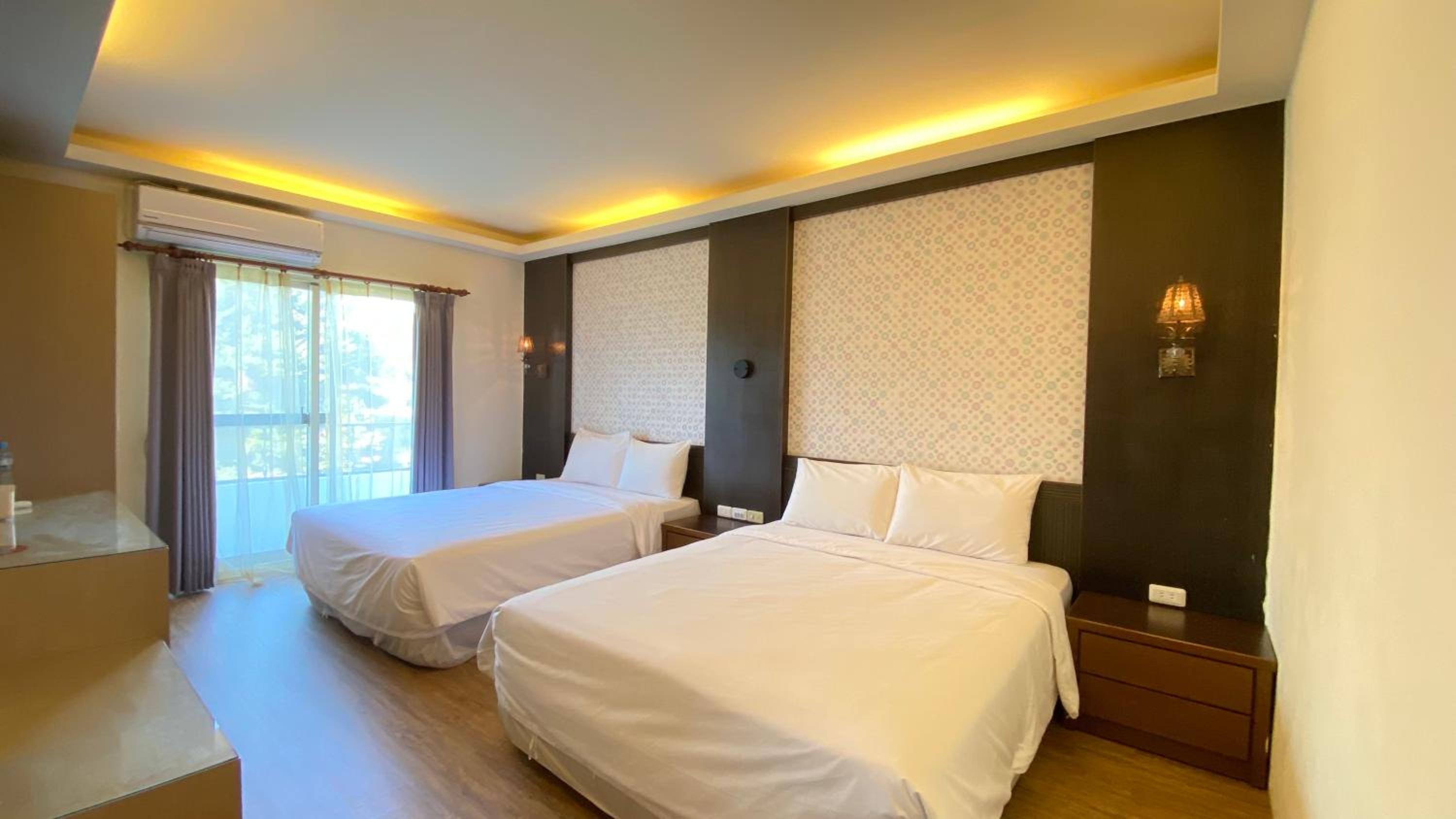 Quadruple Room with Balcony photo 1