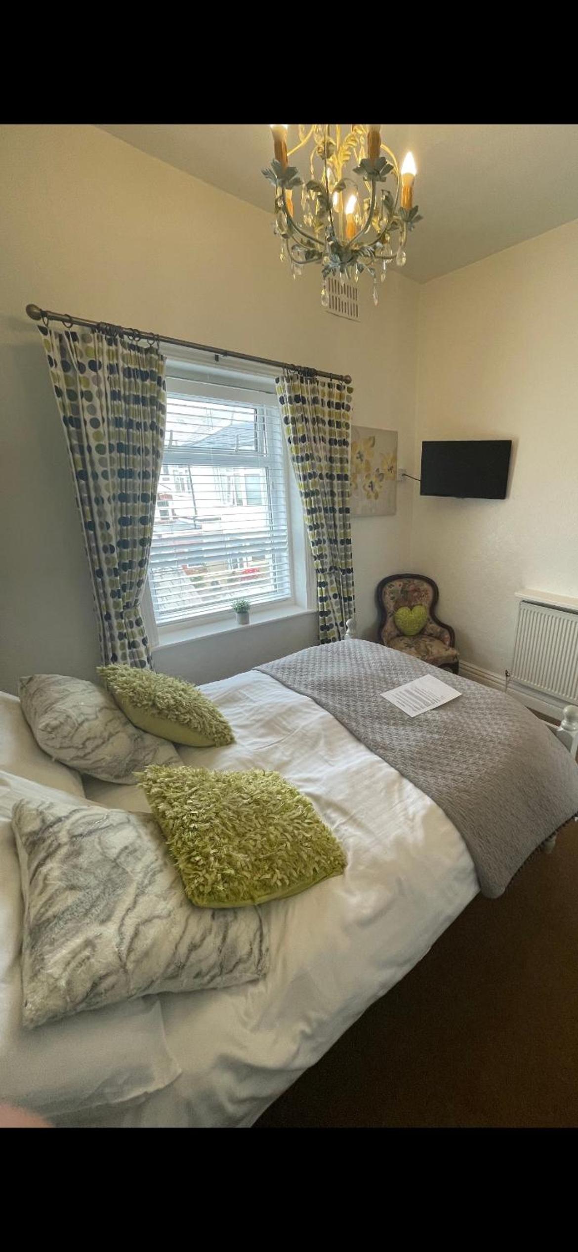 Small Double Room - Photo 15
