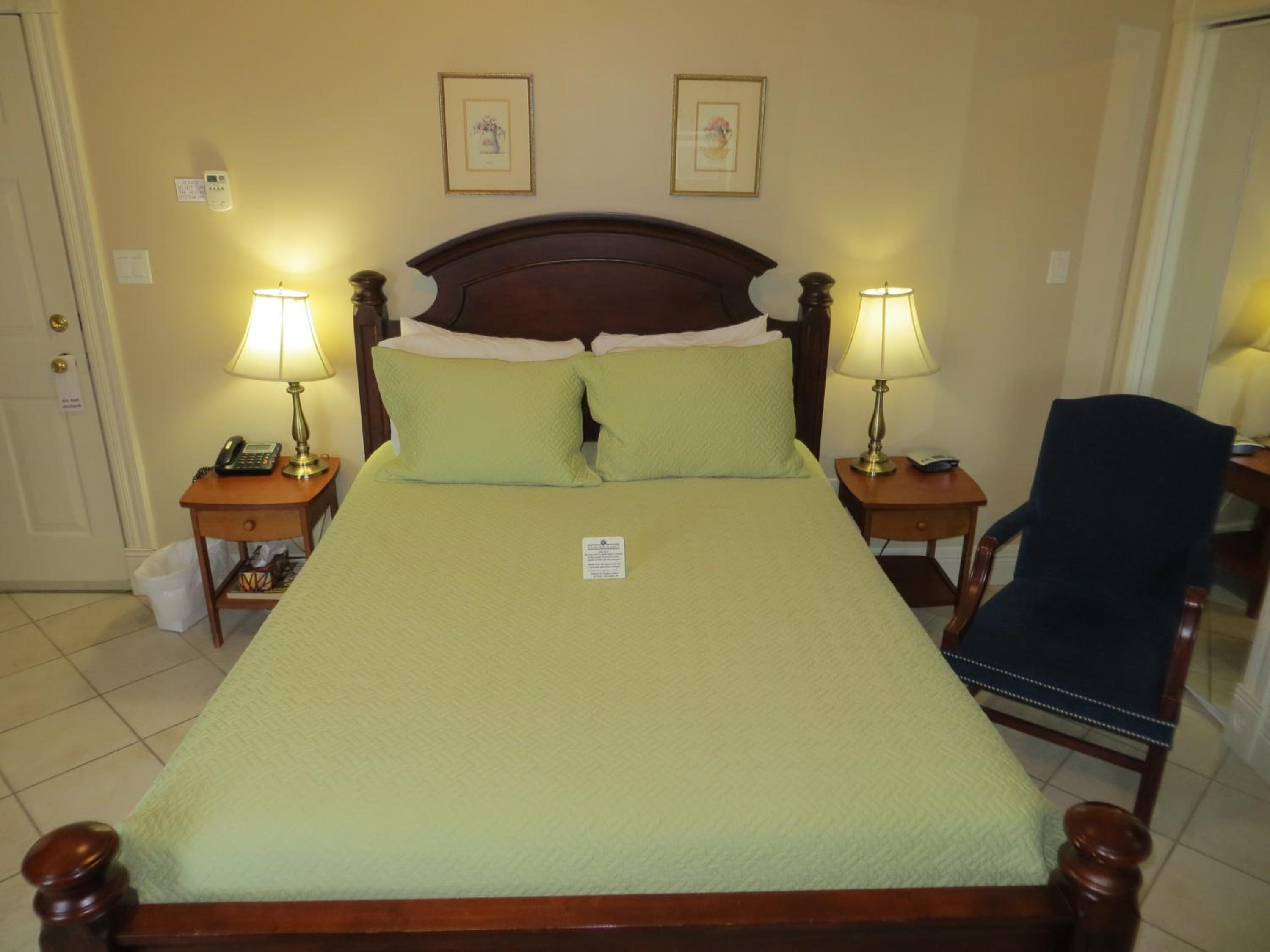 Queen Suite photo 3