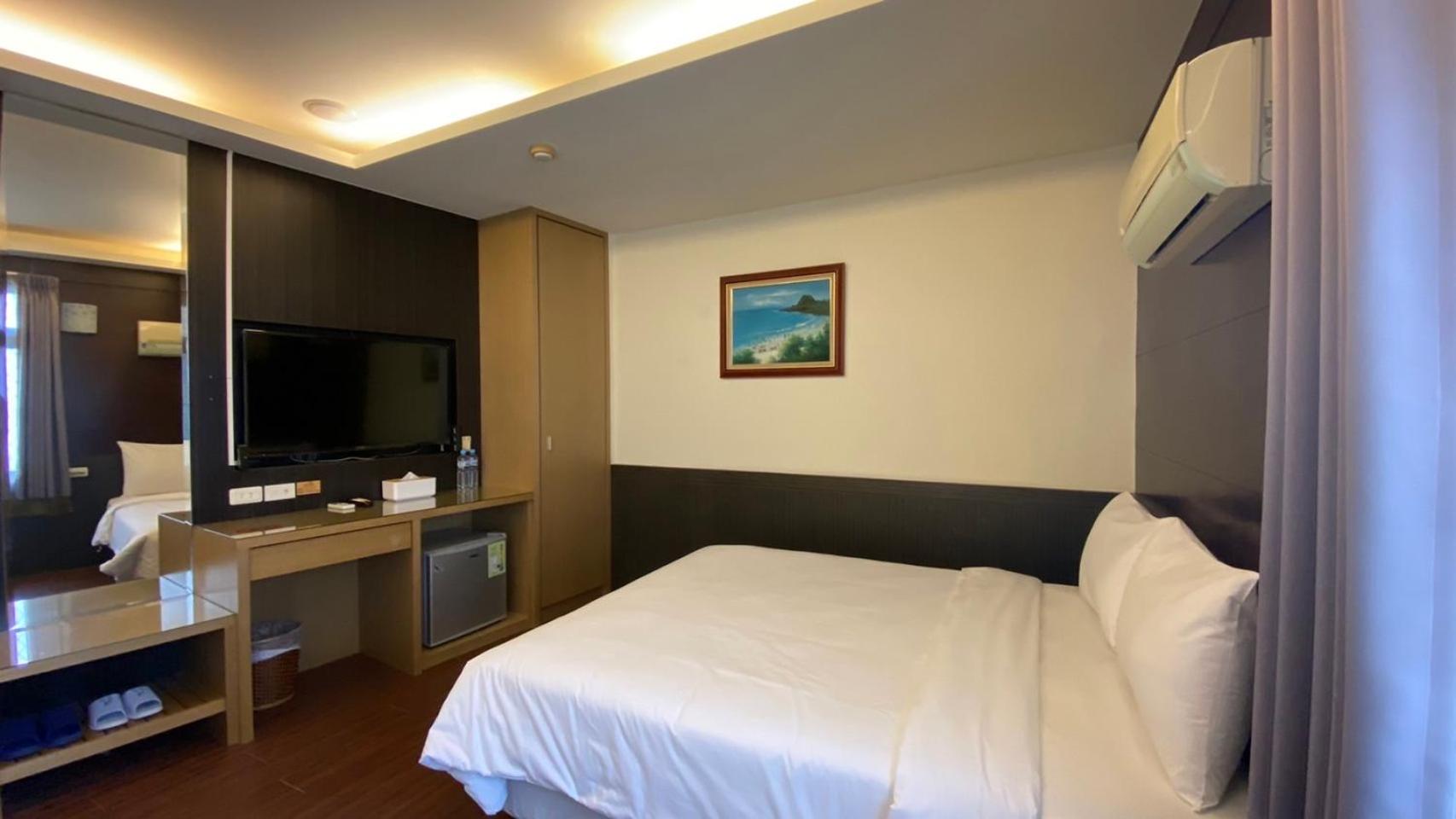 Standard Double Room photo 3