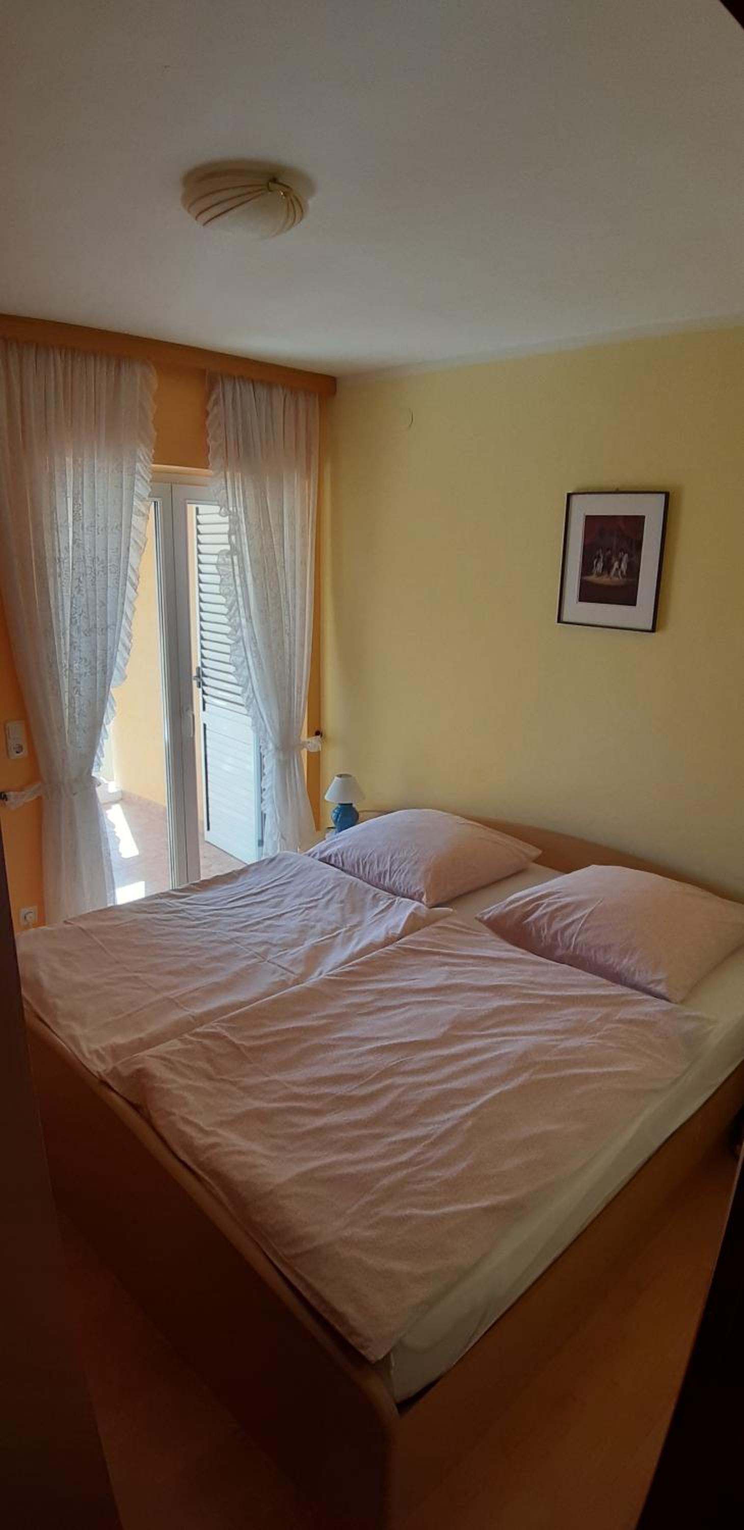 Apartment - Split Level photo 3
