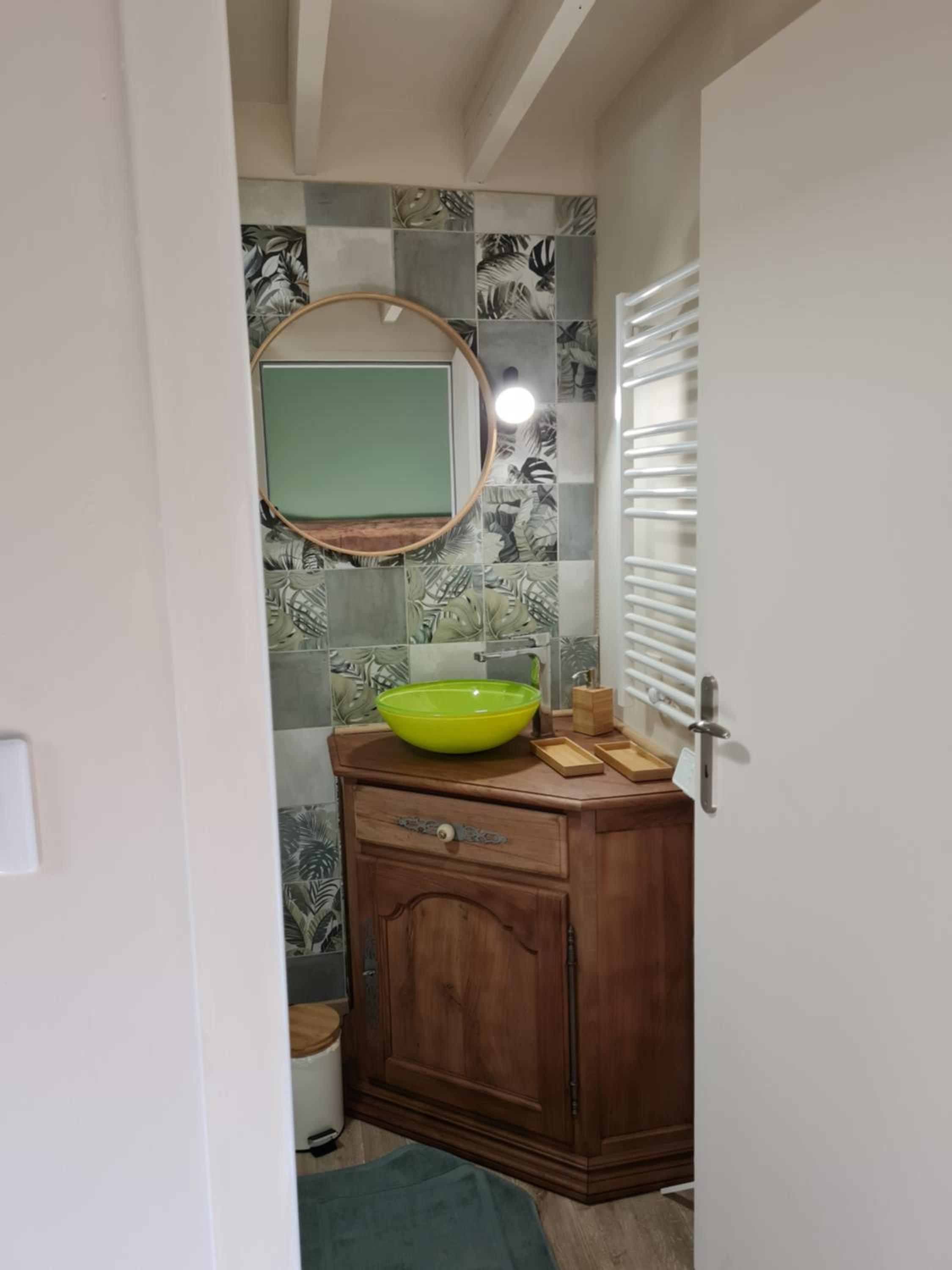 Deluxe Family Suite - Photo 2