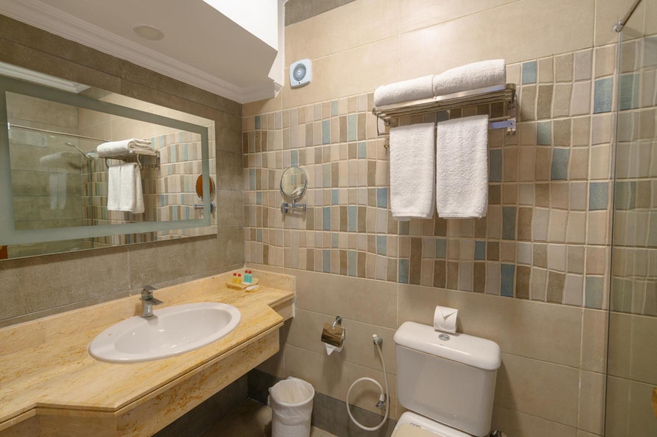 Superior Sea / Pool View Room photo 2