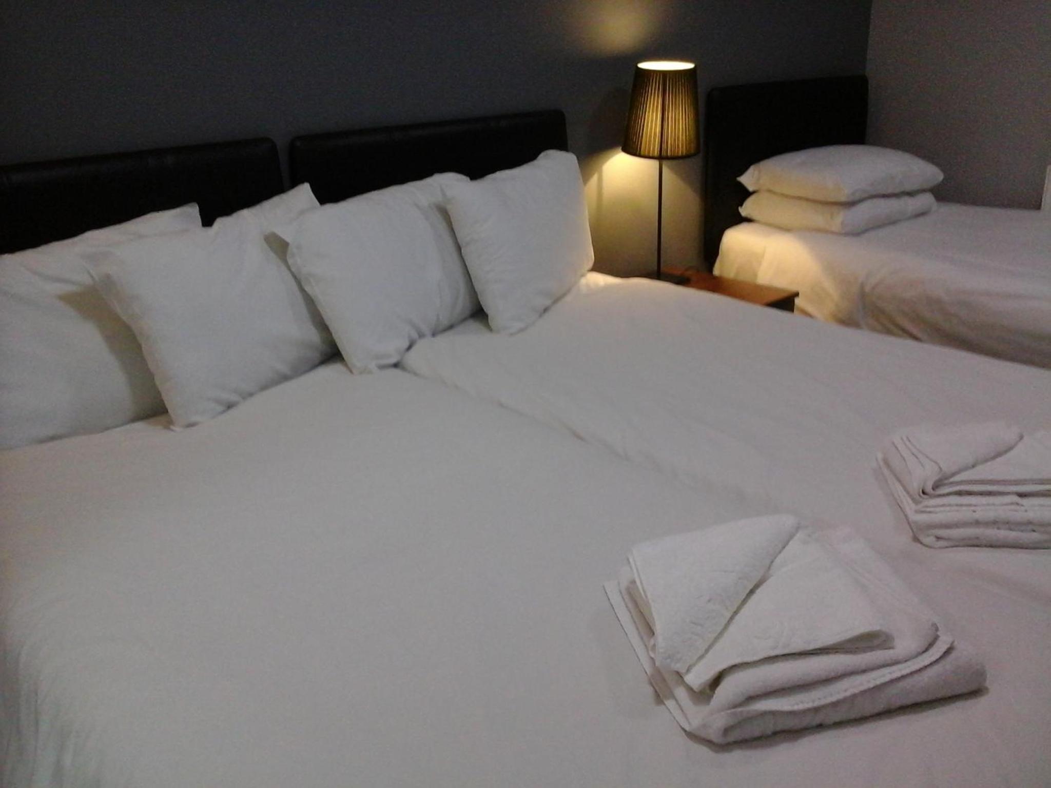 Triple Room - Photo 9