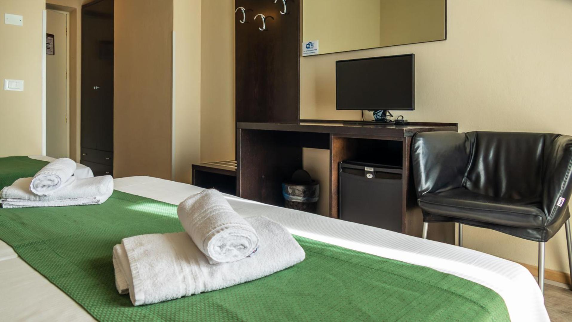 Triple Room - Photo 3