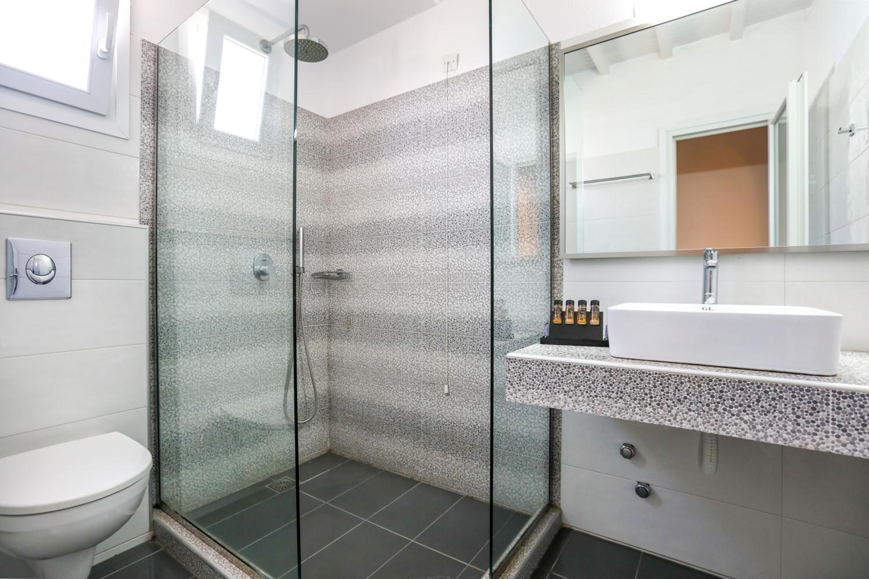 Budget Double or Twin Room - Photo 2