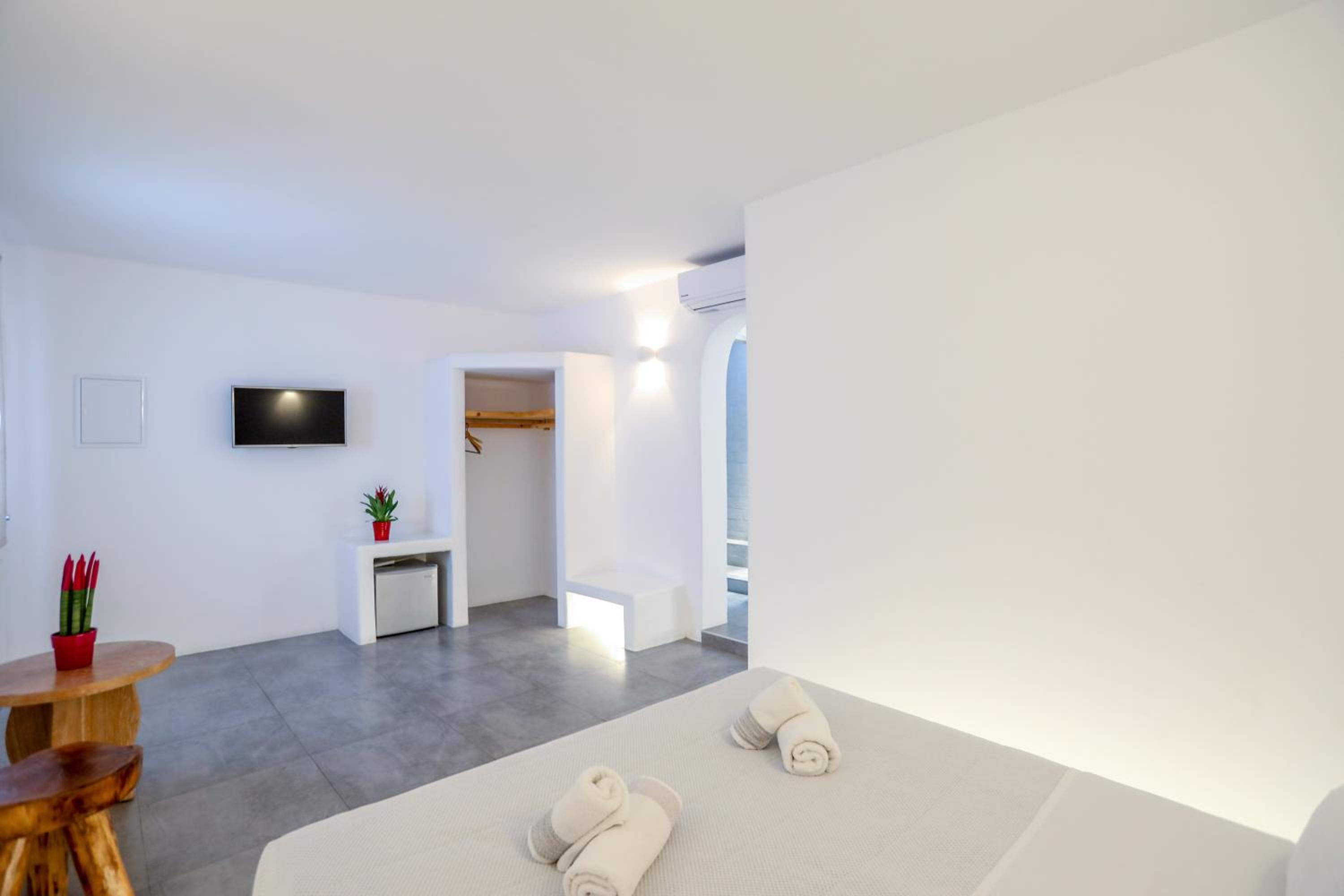 Standard Quadruple Room photo 2