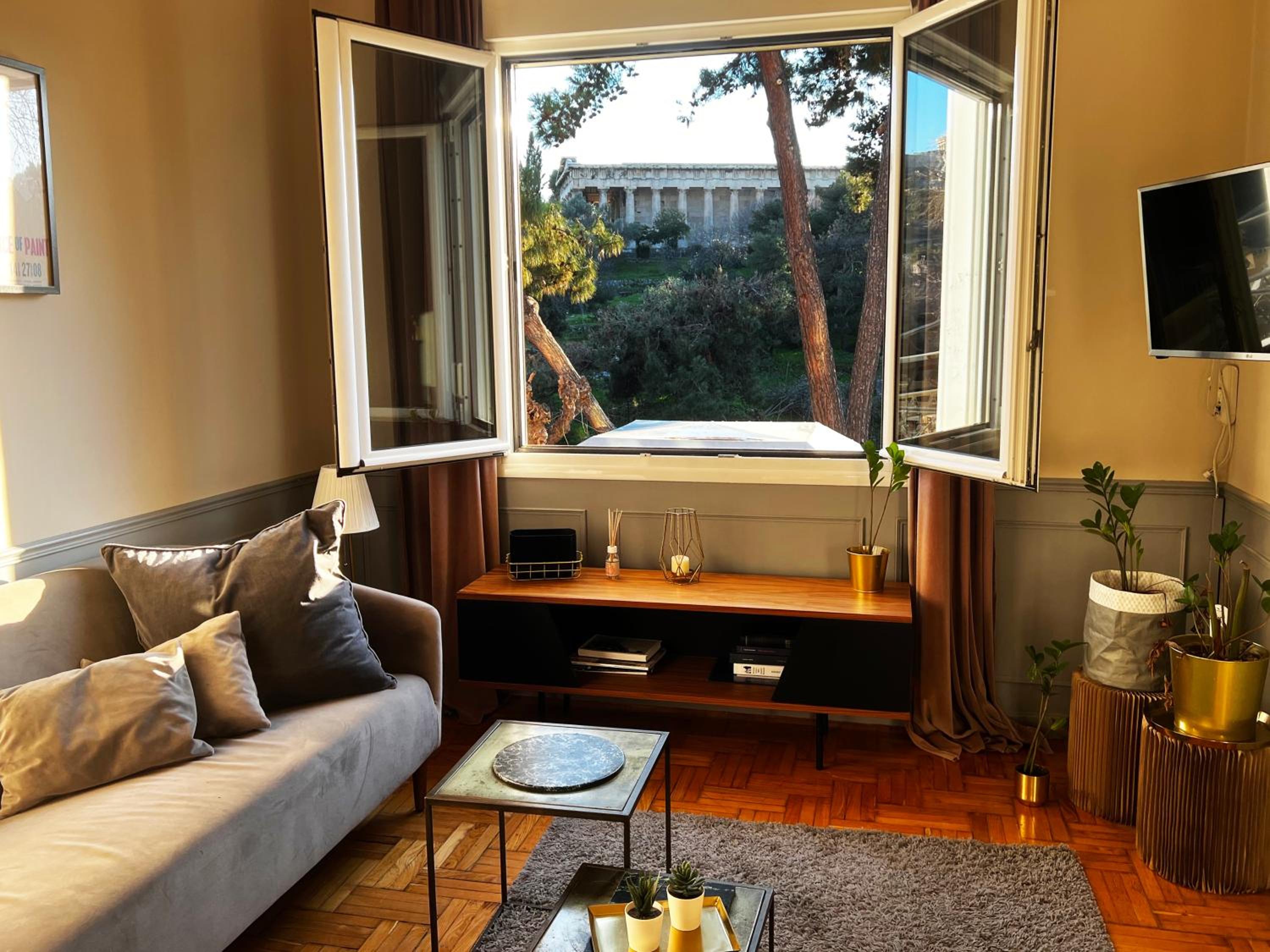 Two-Bedroom Apartment with Balcony photo 1
