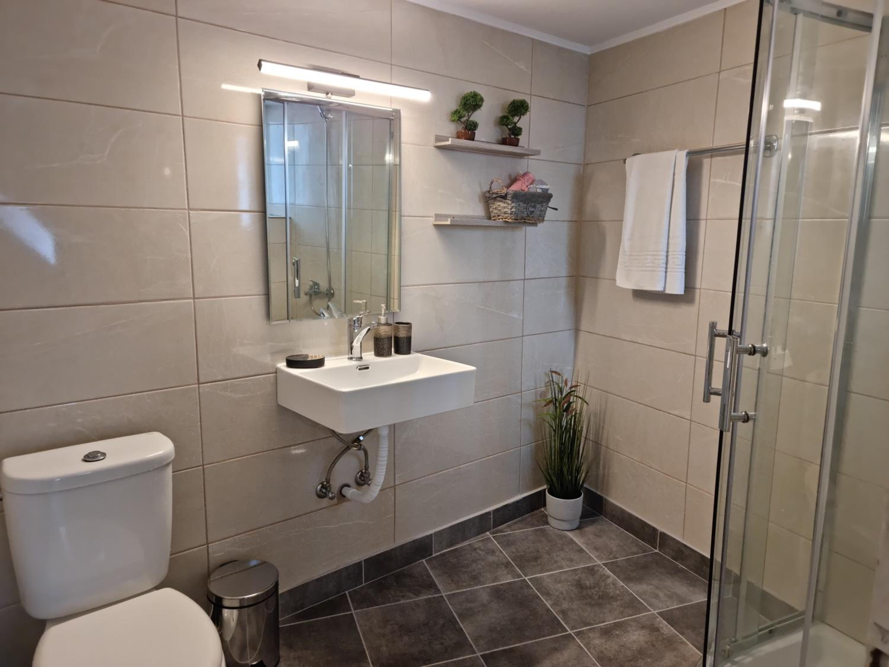 Comfort Triple Room - Photo 4