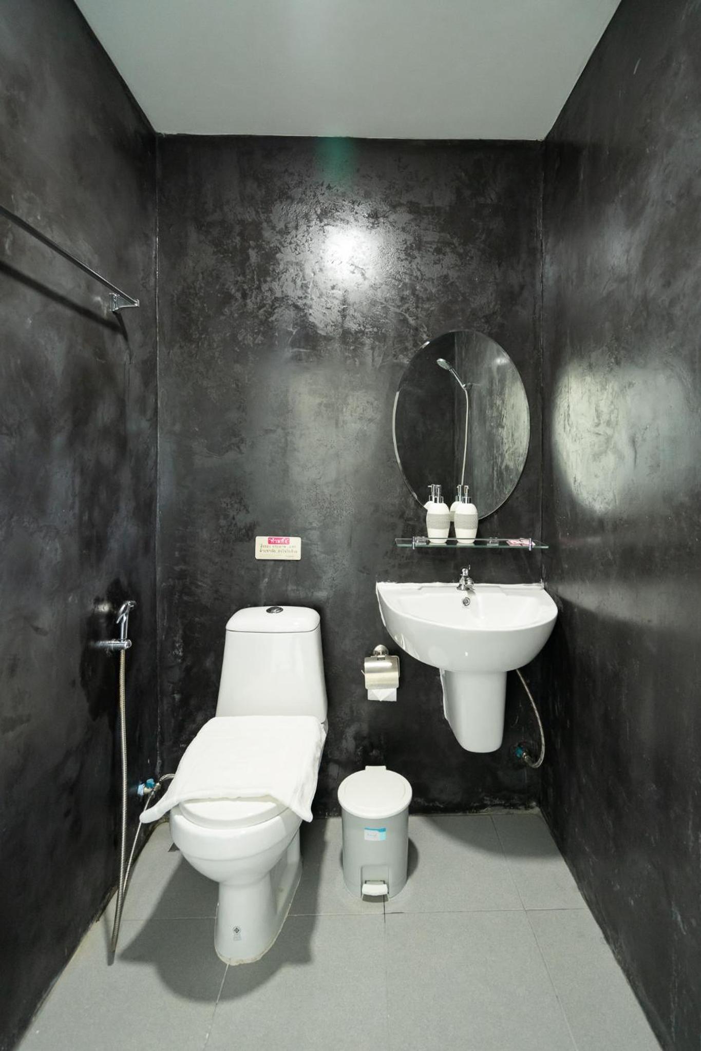 Standard Double Room - Photo 3