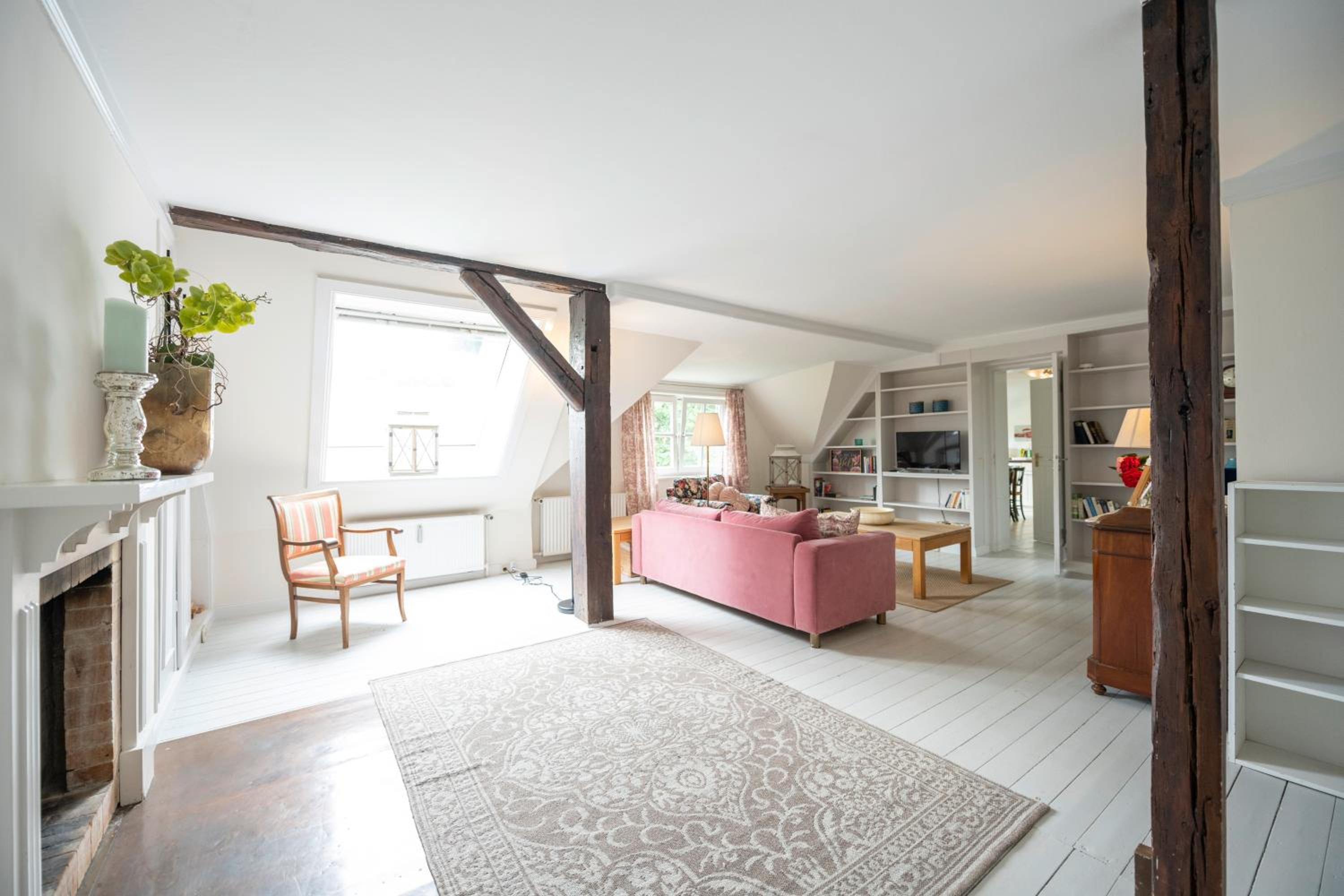 Premium Apartment - Photo 6