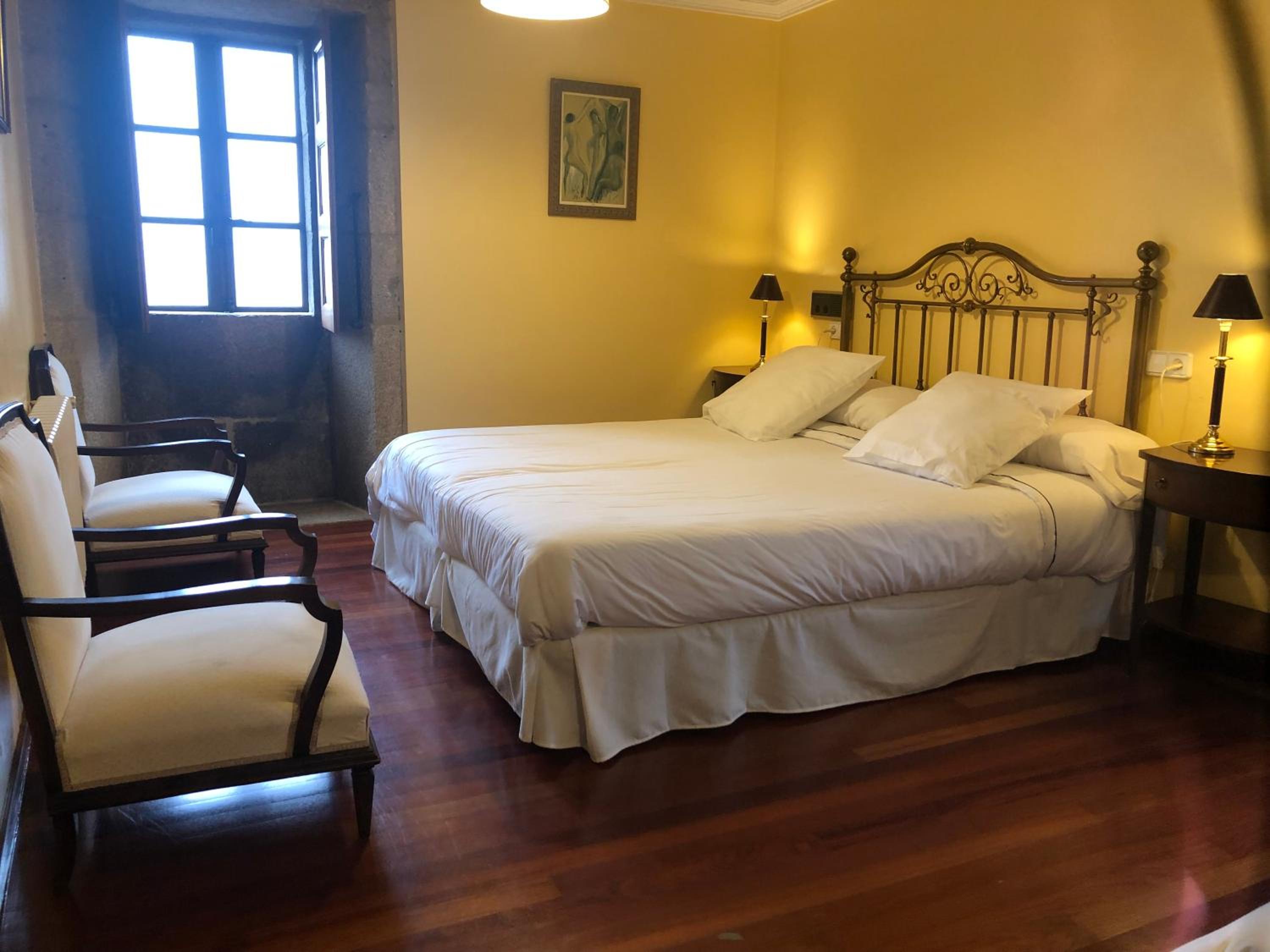 Habitación Doble con Bañera de Hidromasaje