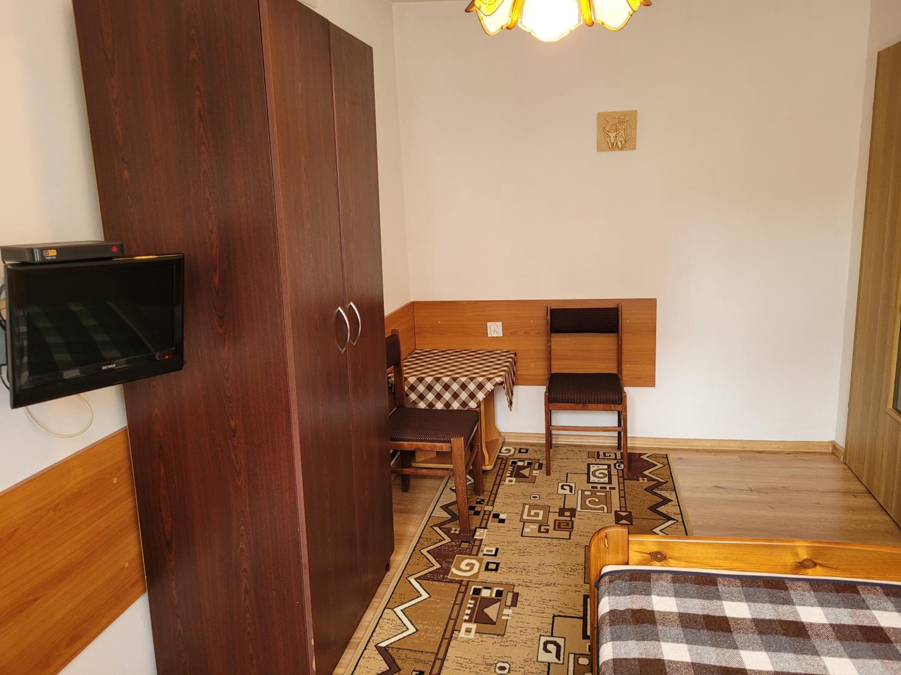 Standard Double Room with Shared Bathroom photo 3