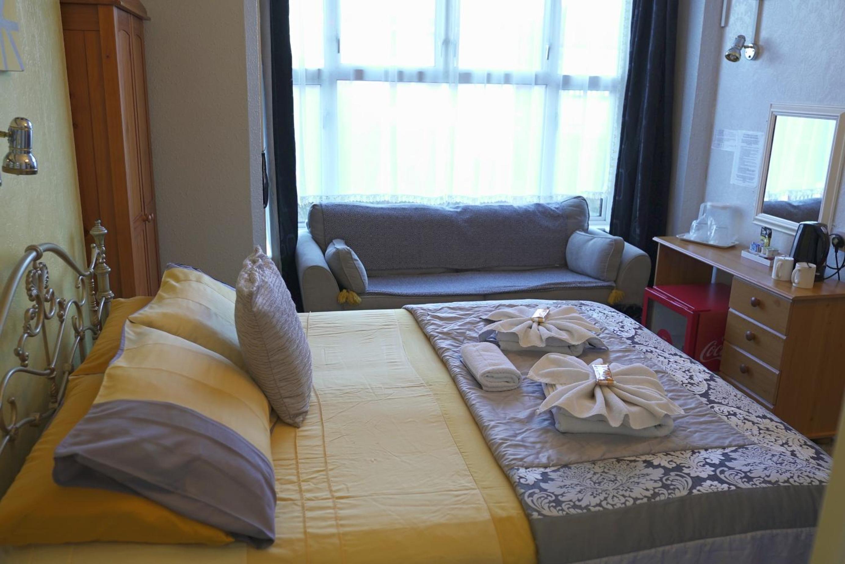 One-Bedroom Suite photo 2