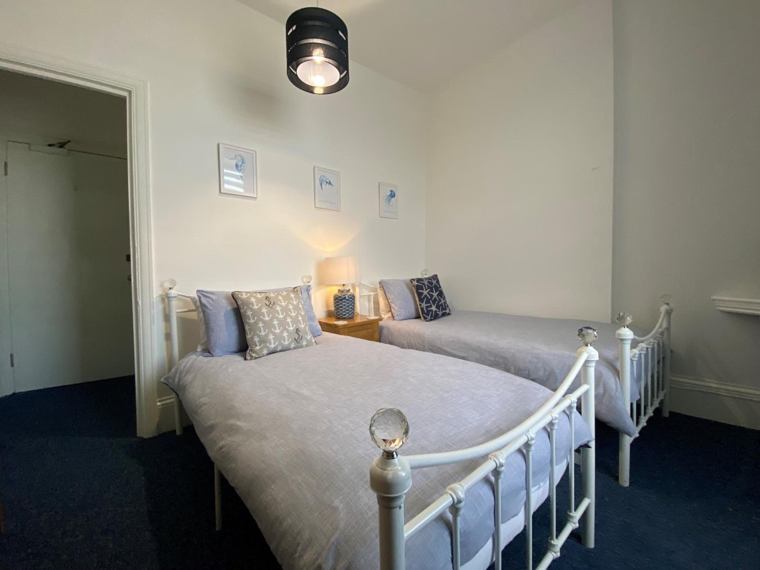 Deluxe Twin Room photo 2
