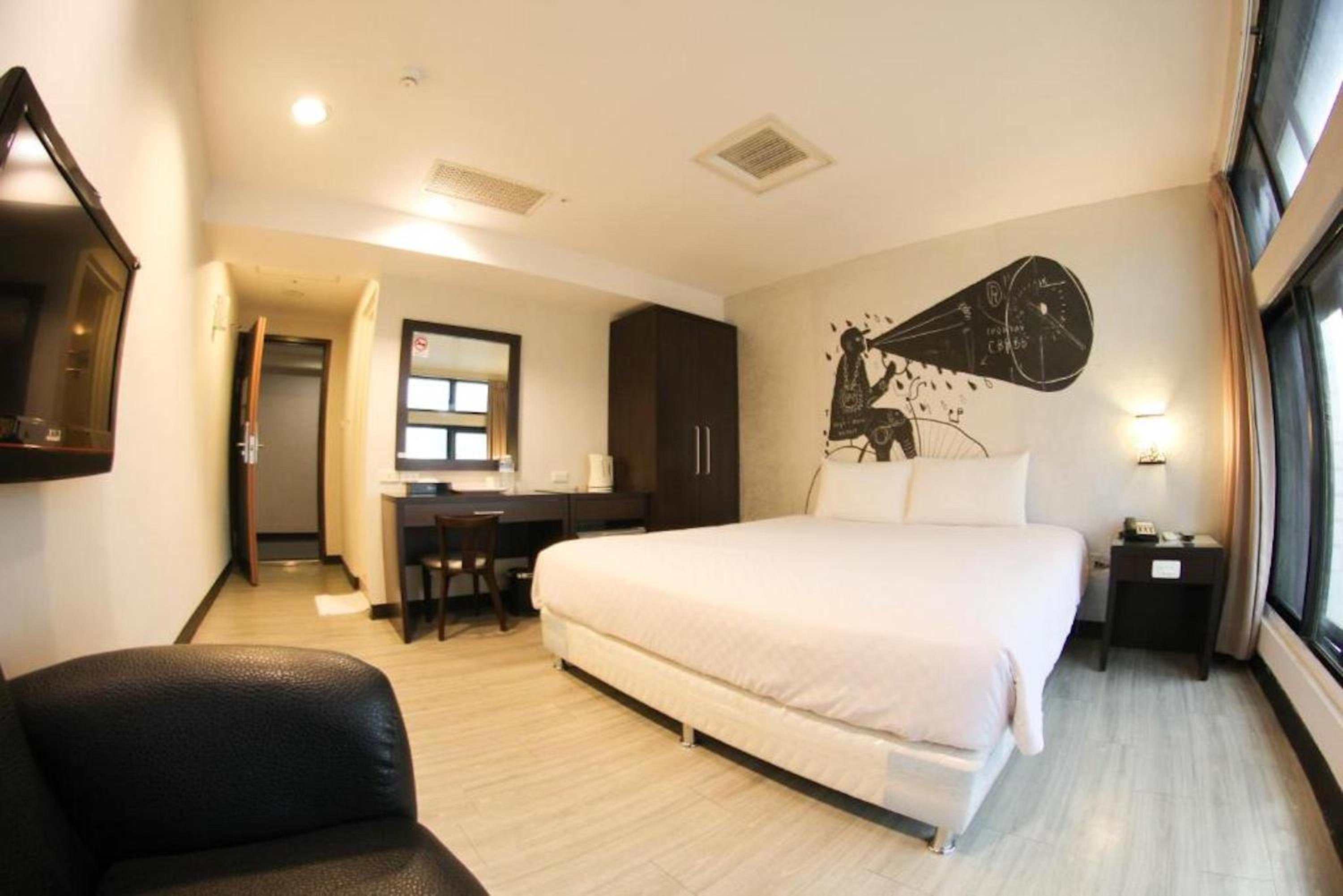 Standard Double Room No View - Photo 24