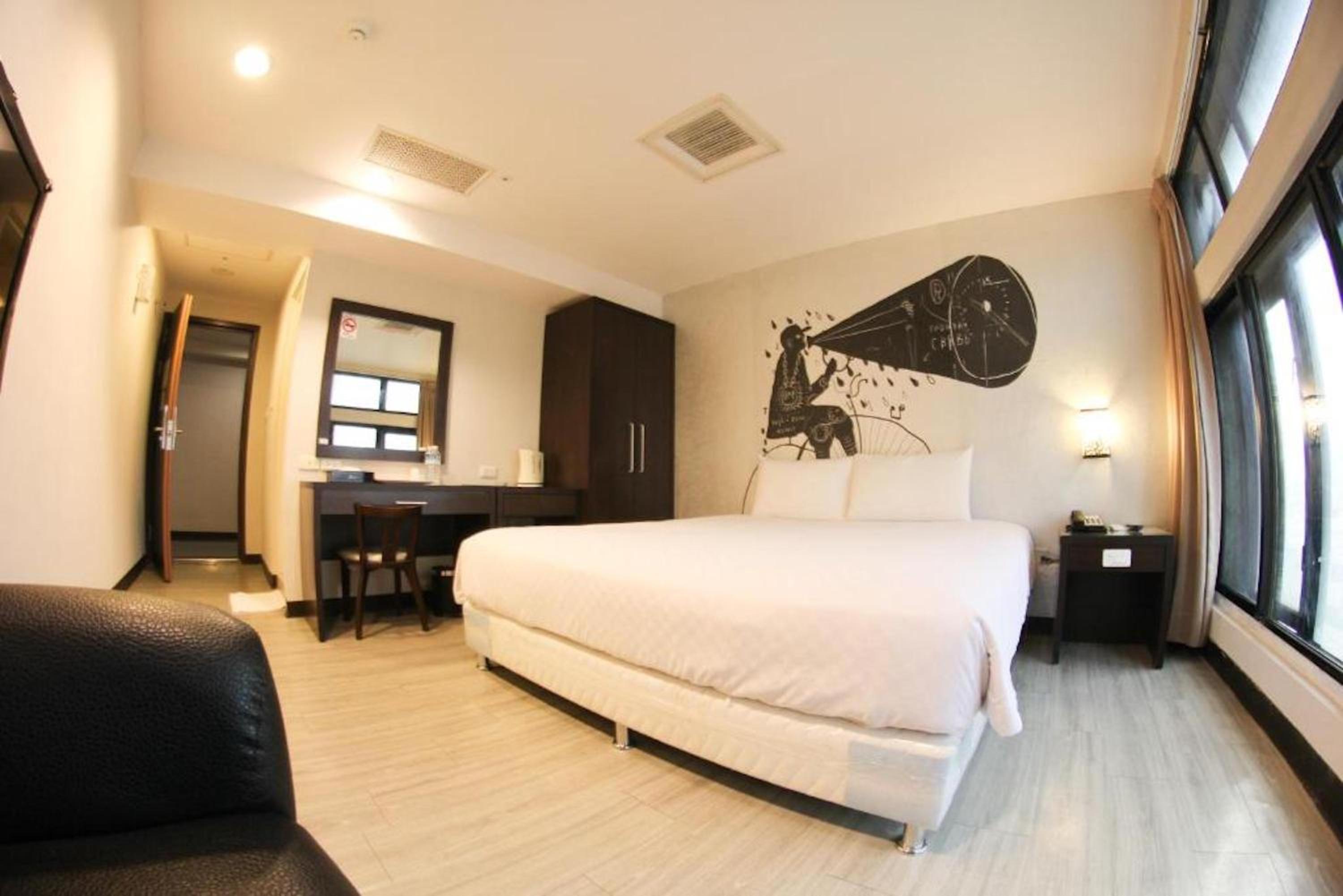 Standard Double Room No View - Photo 25