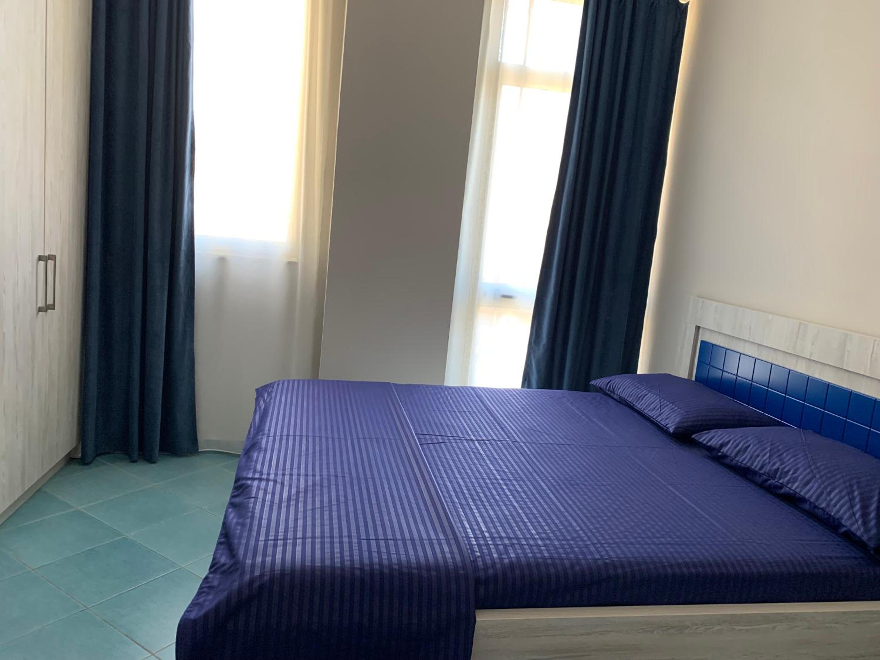 One-Bedroom Apartment with Sea View and Balcony photo 2