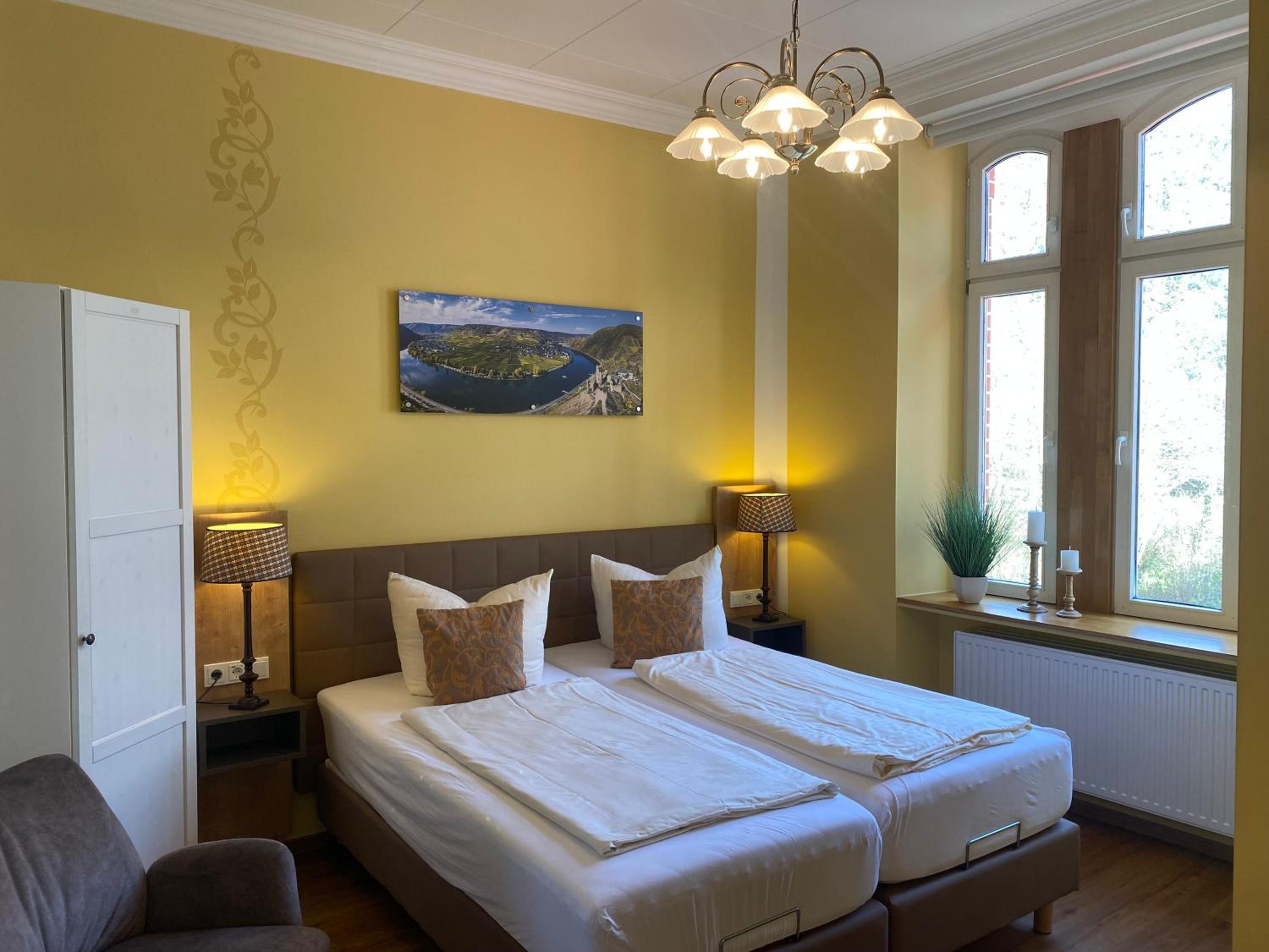 Small Double Room photo 1