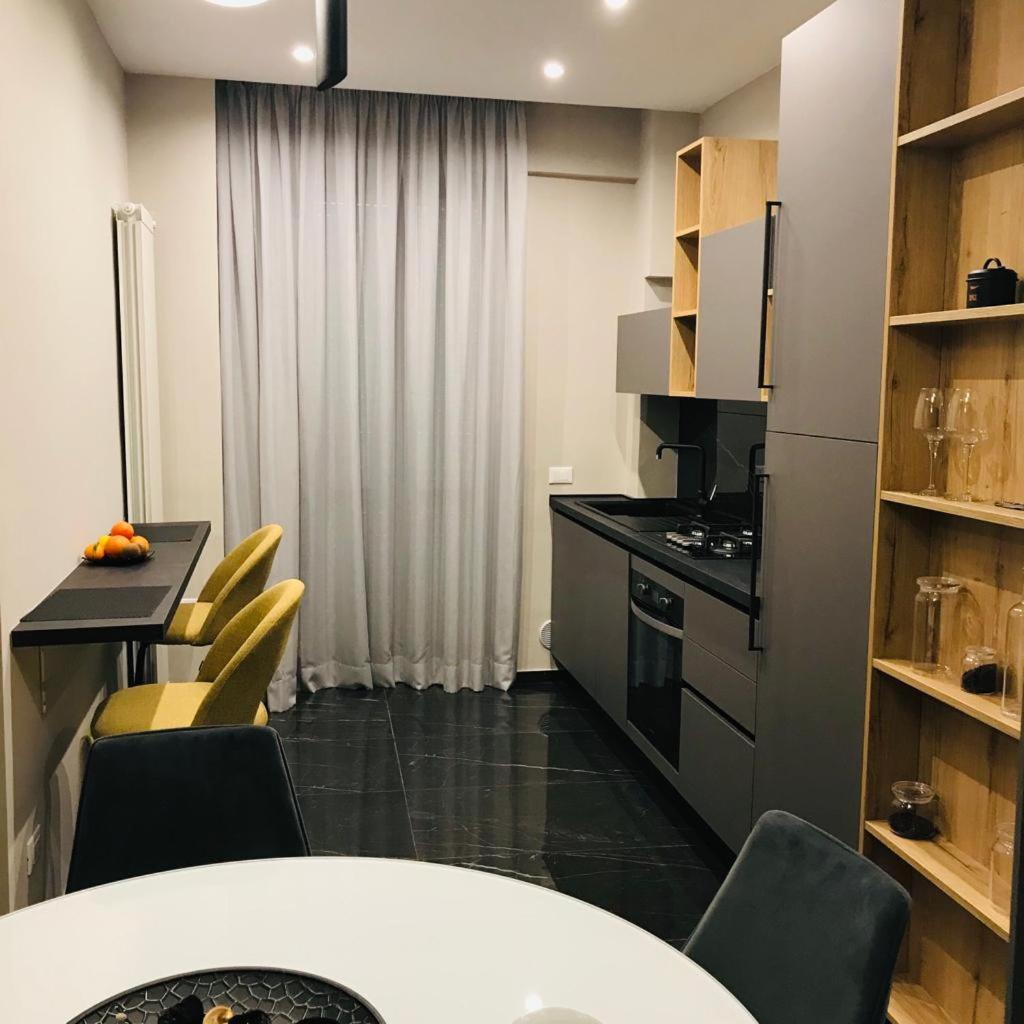 One-Bedroom Apartment - Photo 10