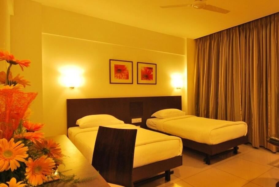 Deluxe Room - Photo 19