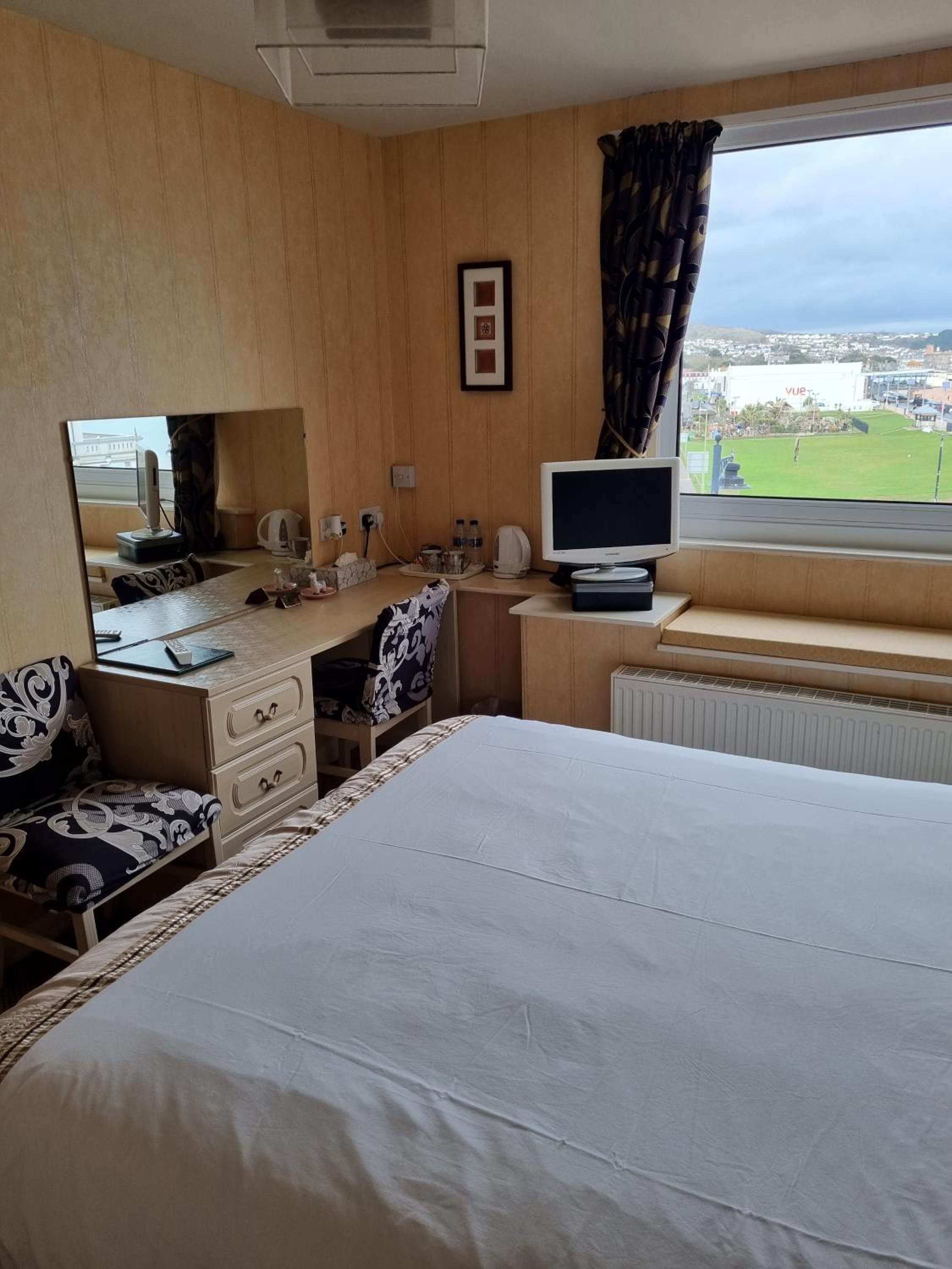 Queen Room with Sea View photo 3