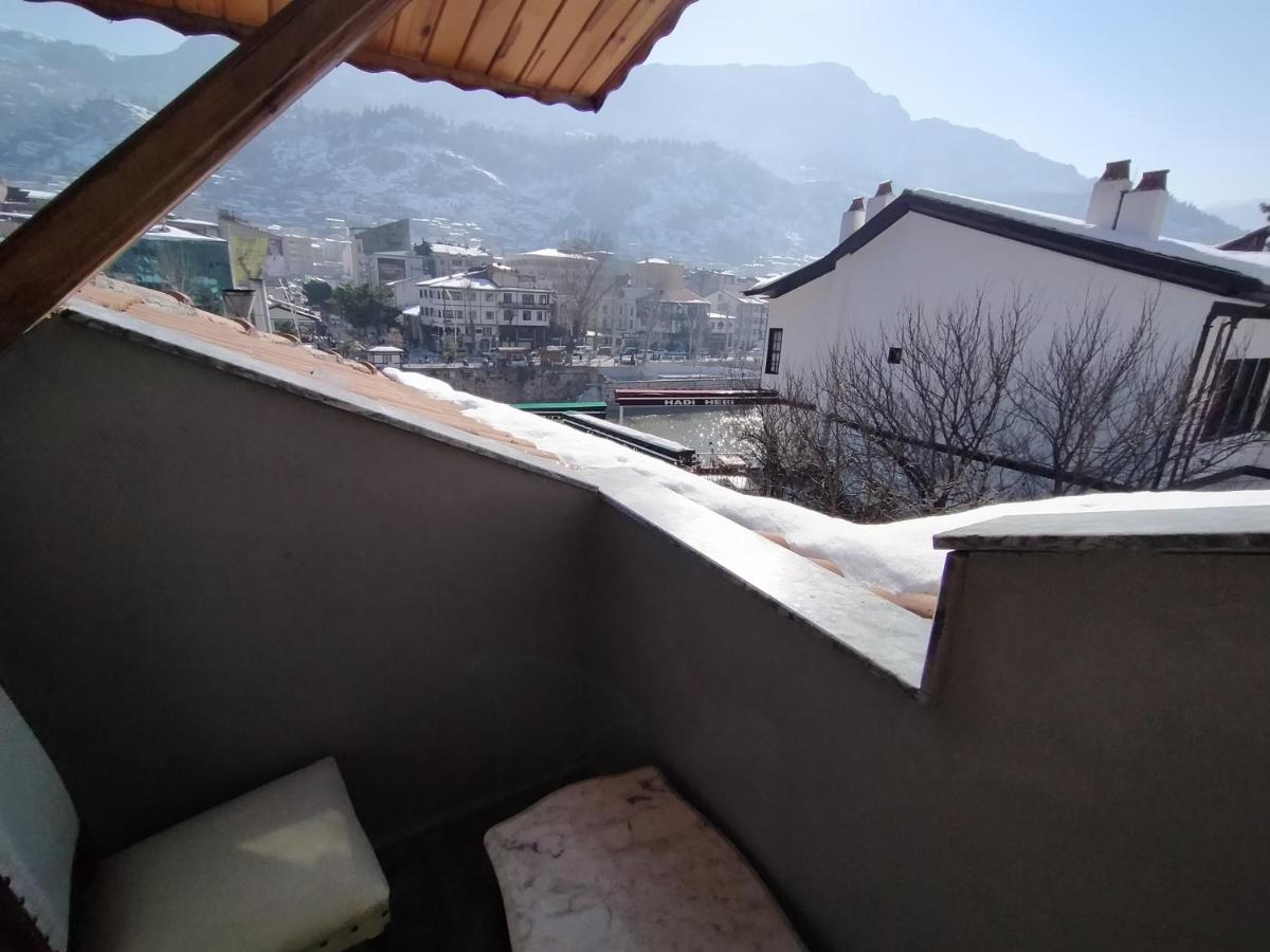Quadruple Room with Balcony photo 3