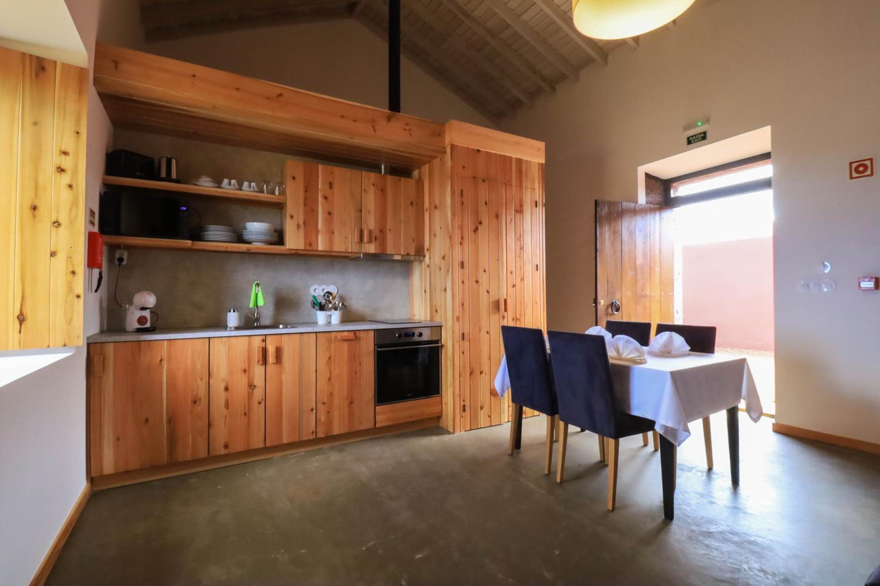 One-Bedroom Apartment - Photo 36
