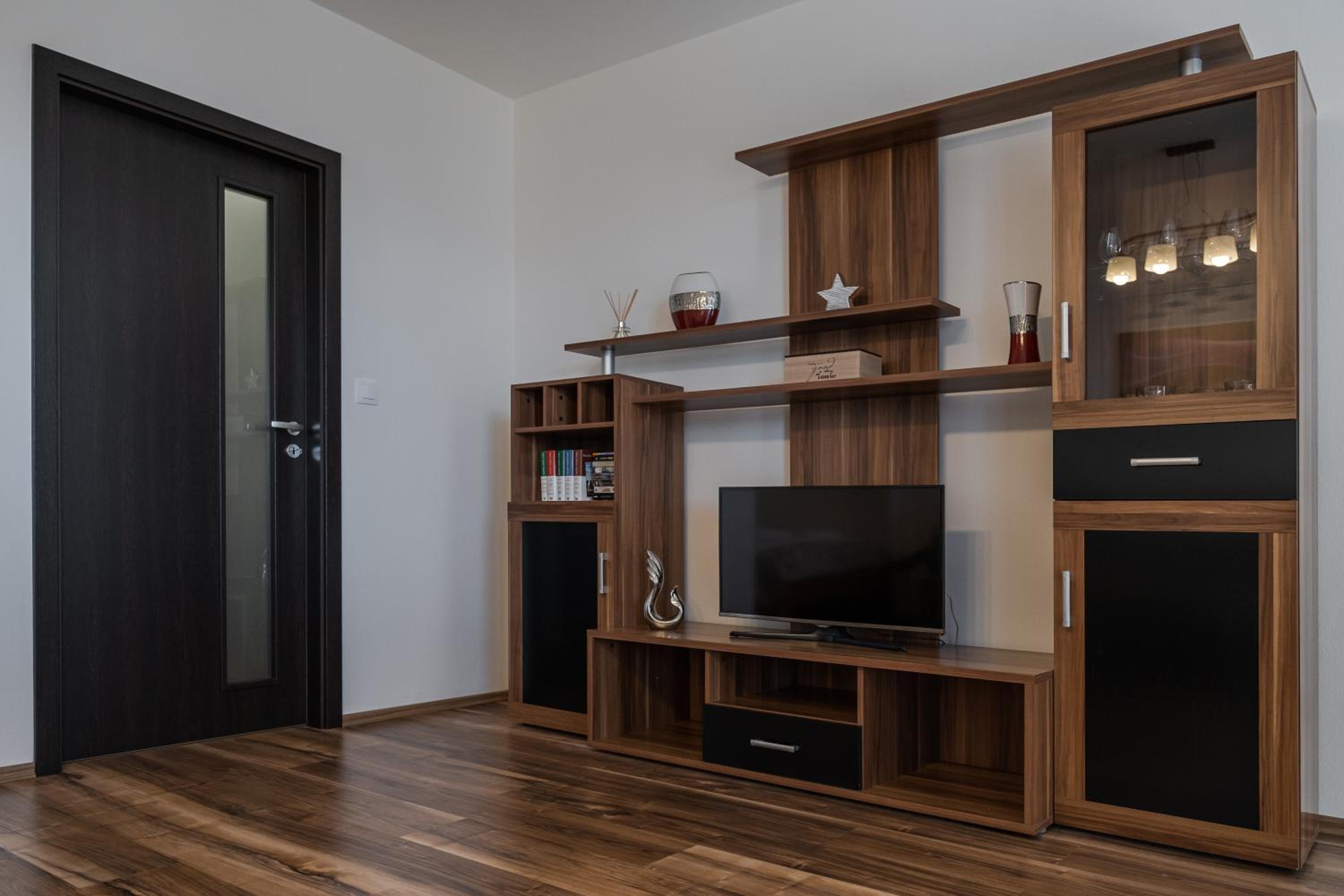 Apartment with Mountain View photo 3