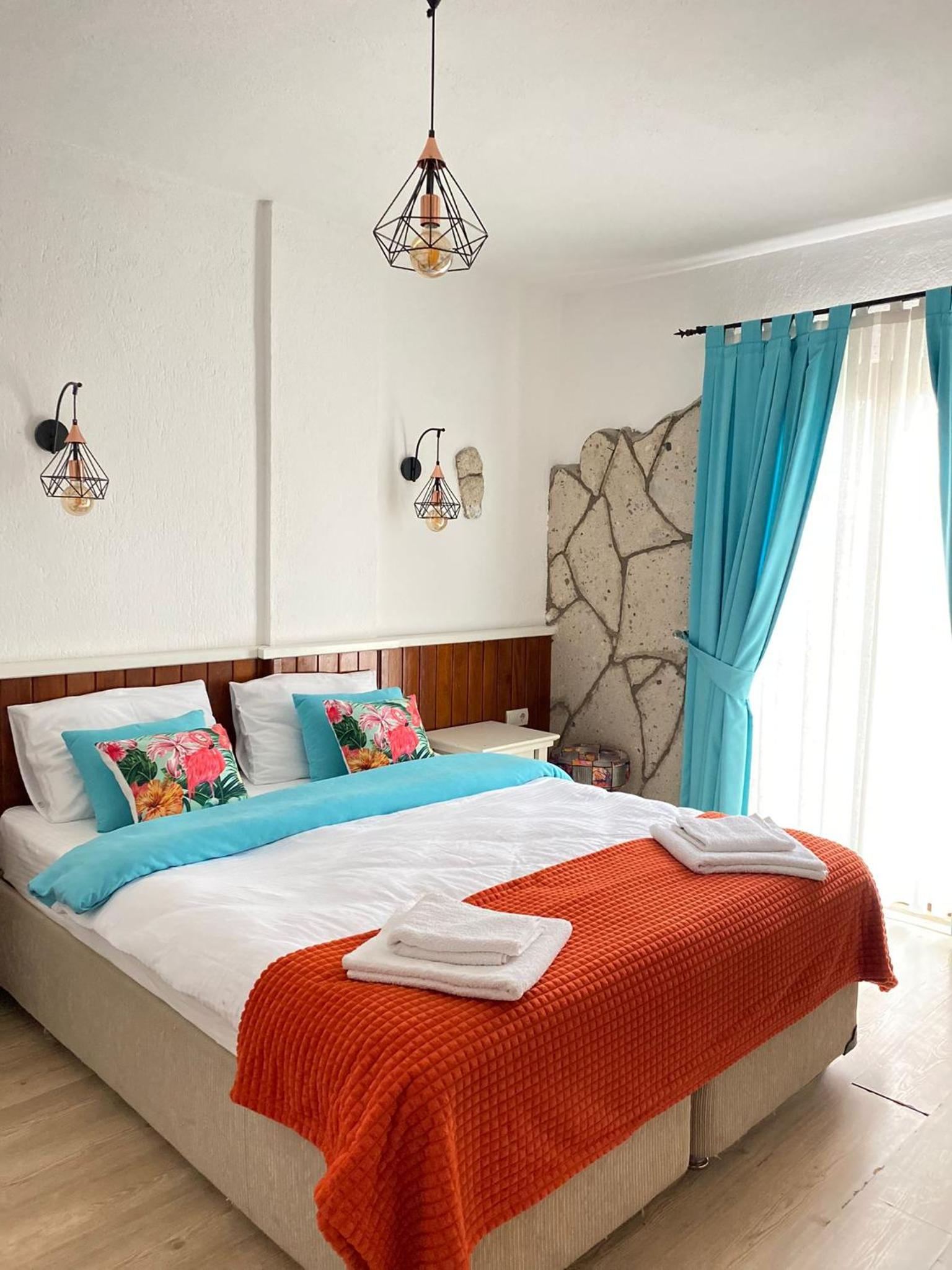 Triple Room with Pool View