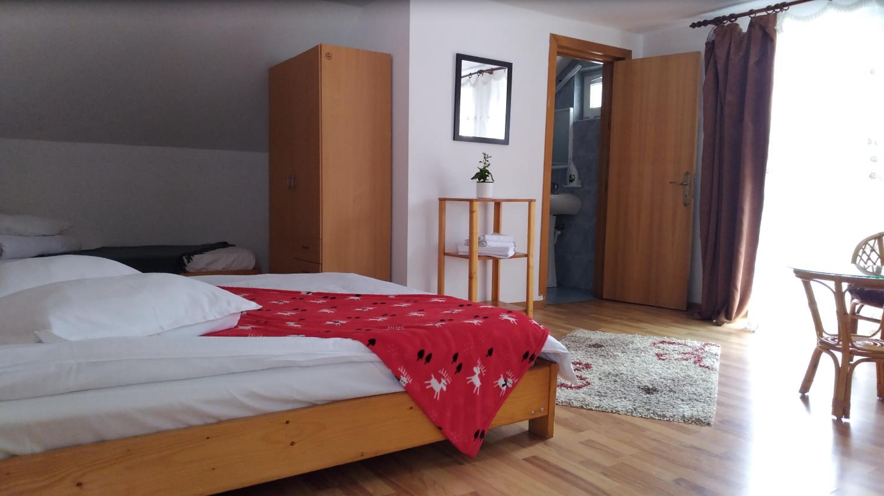 Triple Room with Balcony - Photo 2