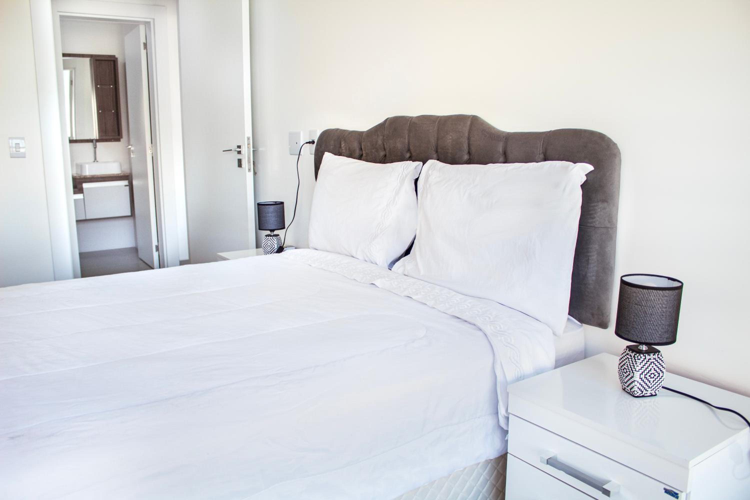 Three-Bedroom Apartment - Photo 36