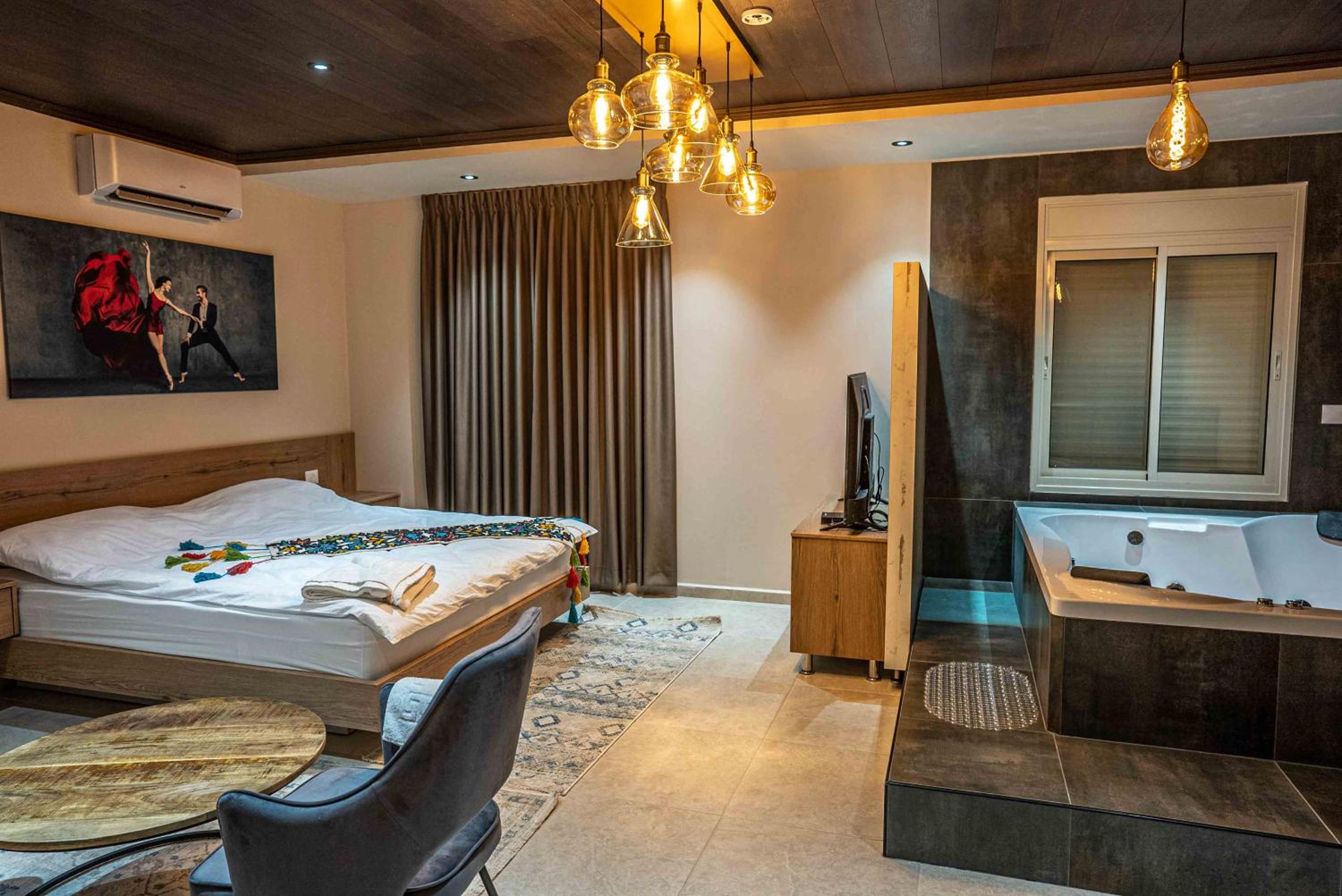 King Room With Spa Bath
