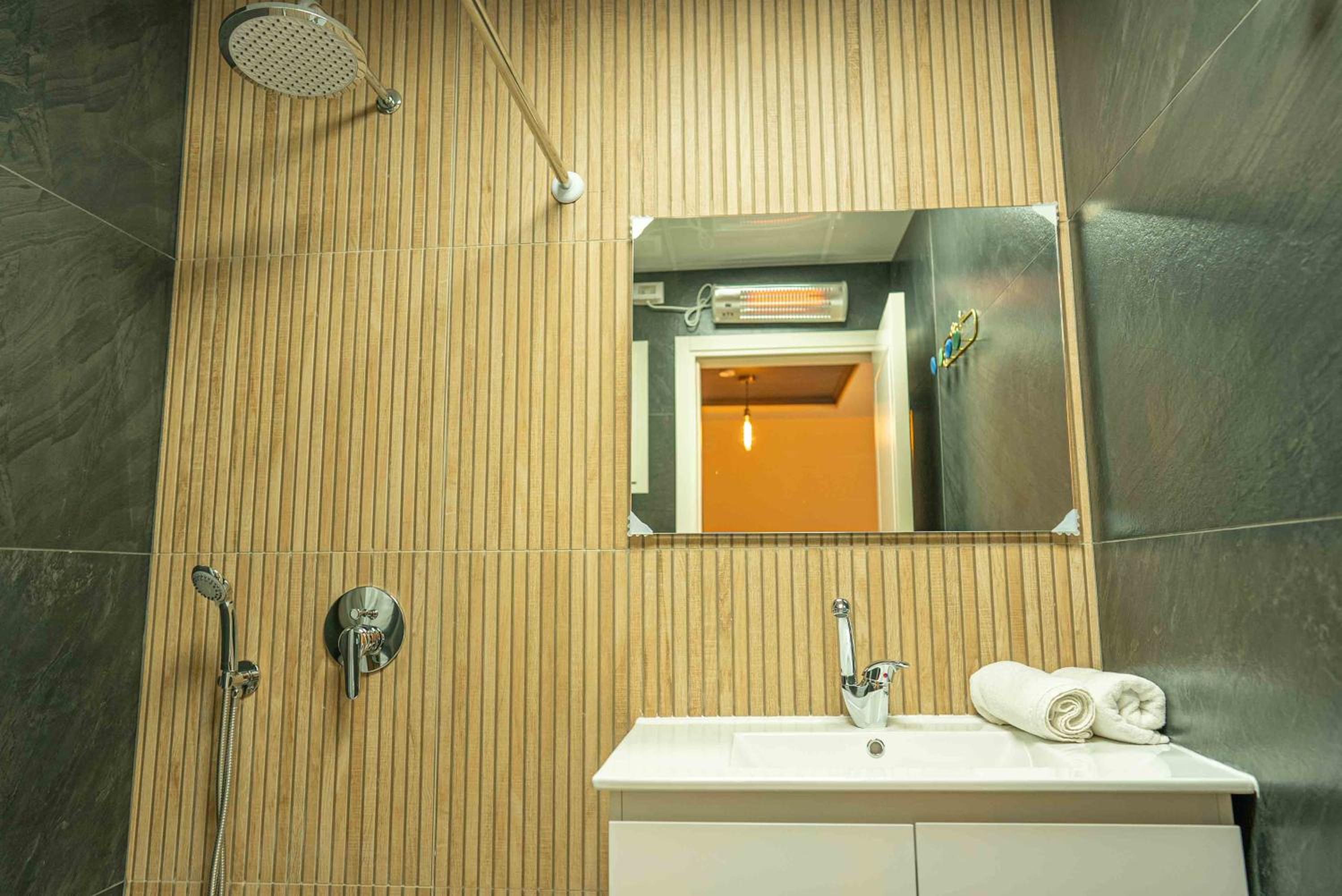 King Room With Spa Bath photo 3