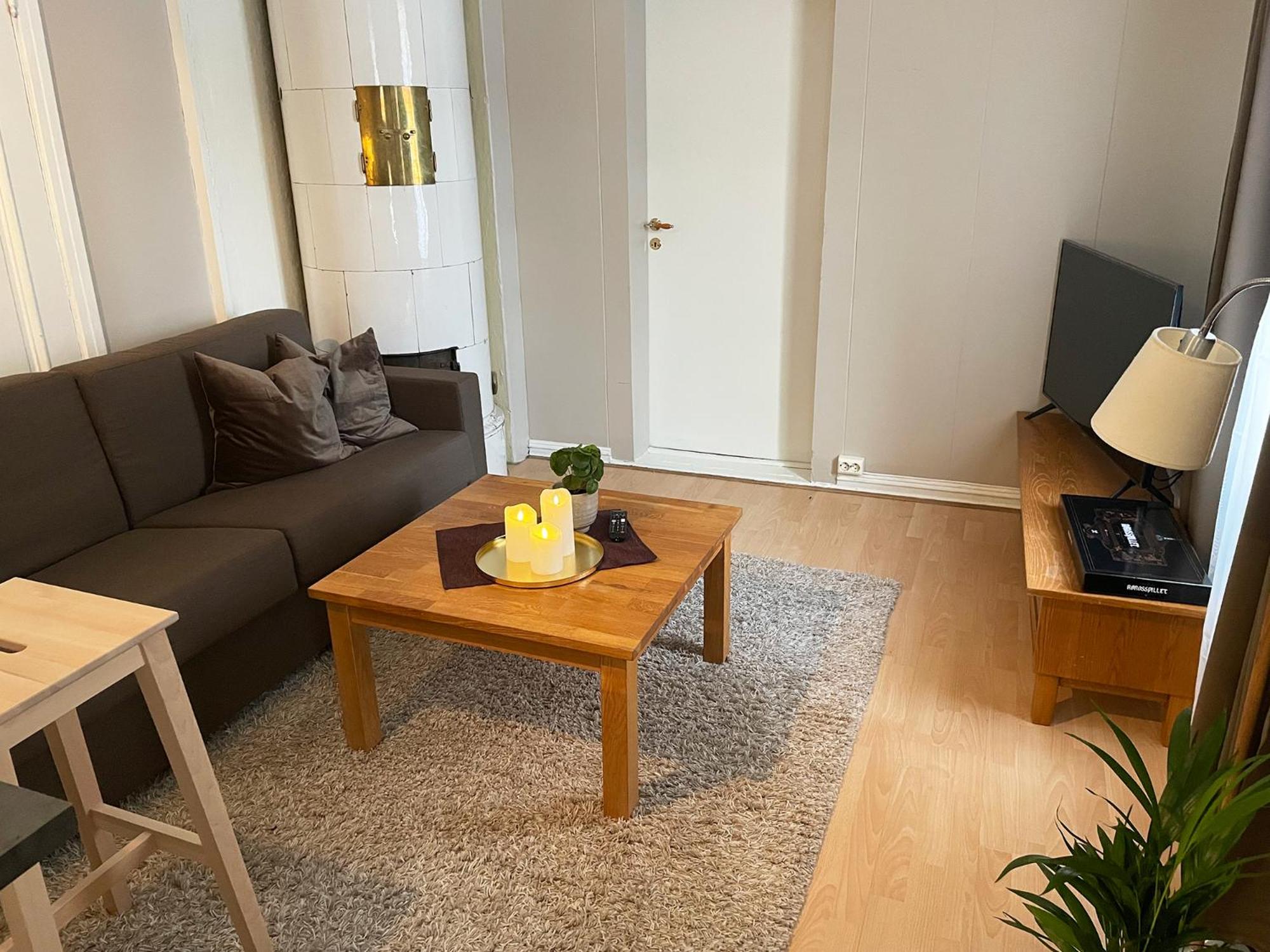 One-Bedroom Apartment - Photo 1
