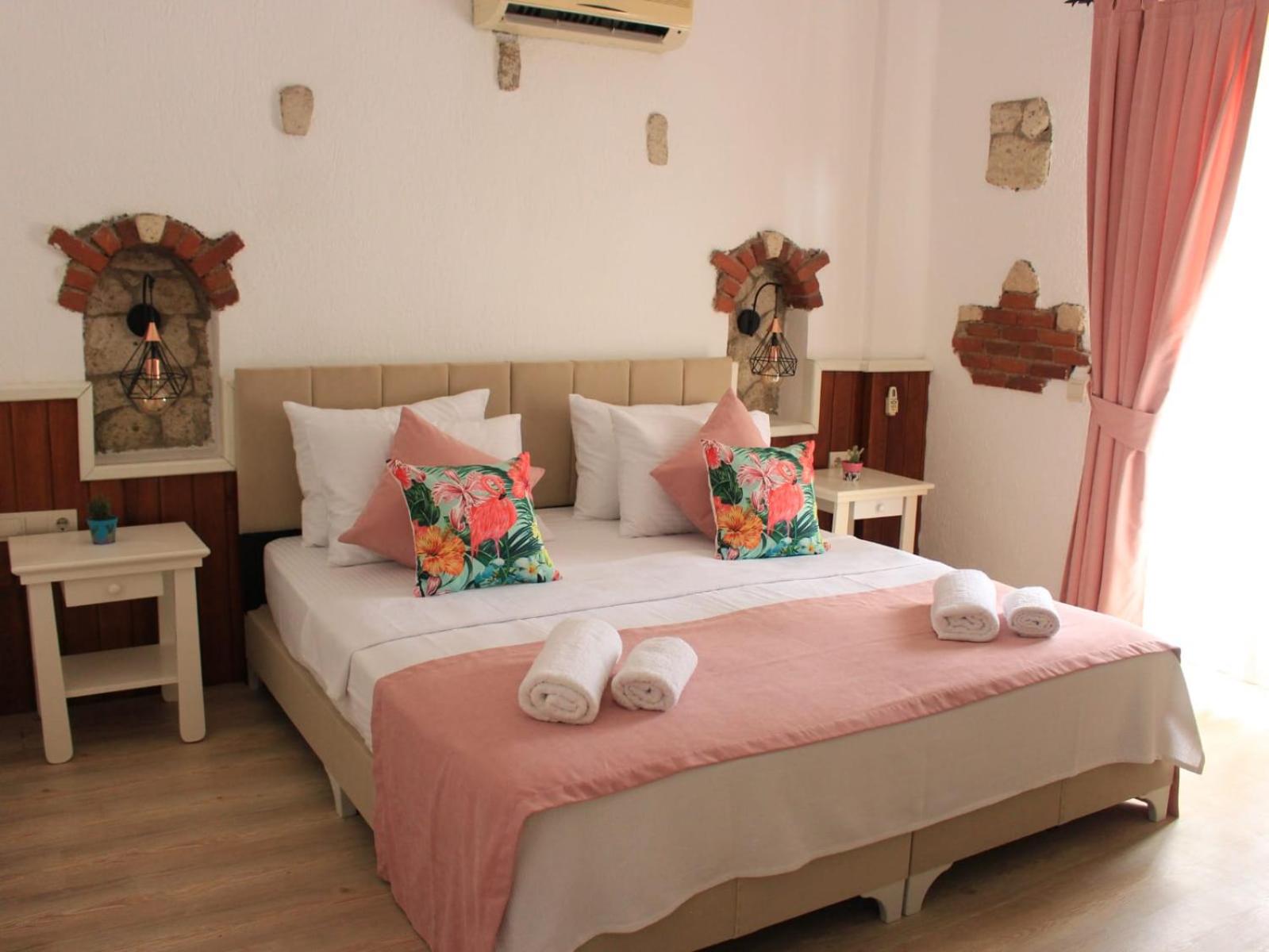 Double Room with Pool View