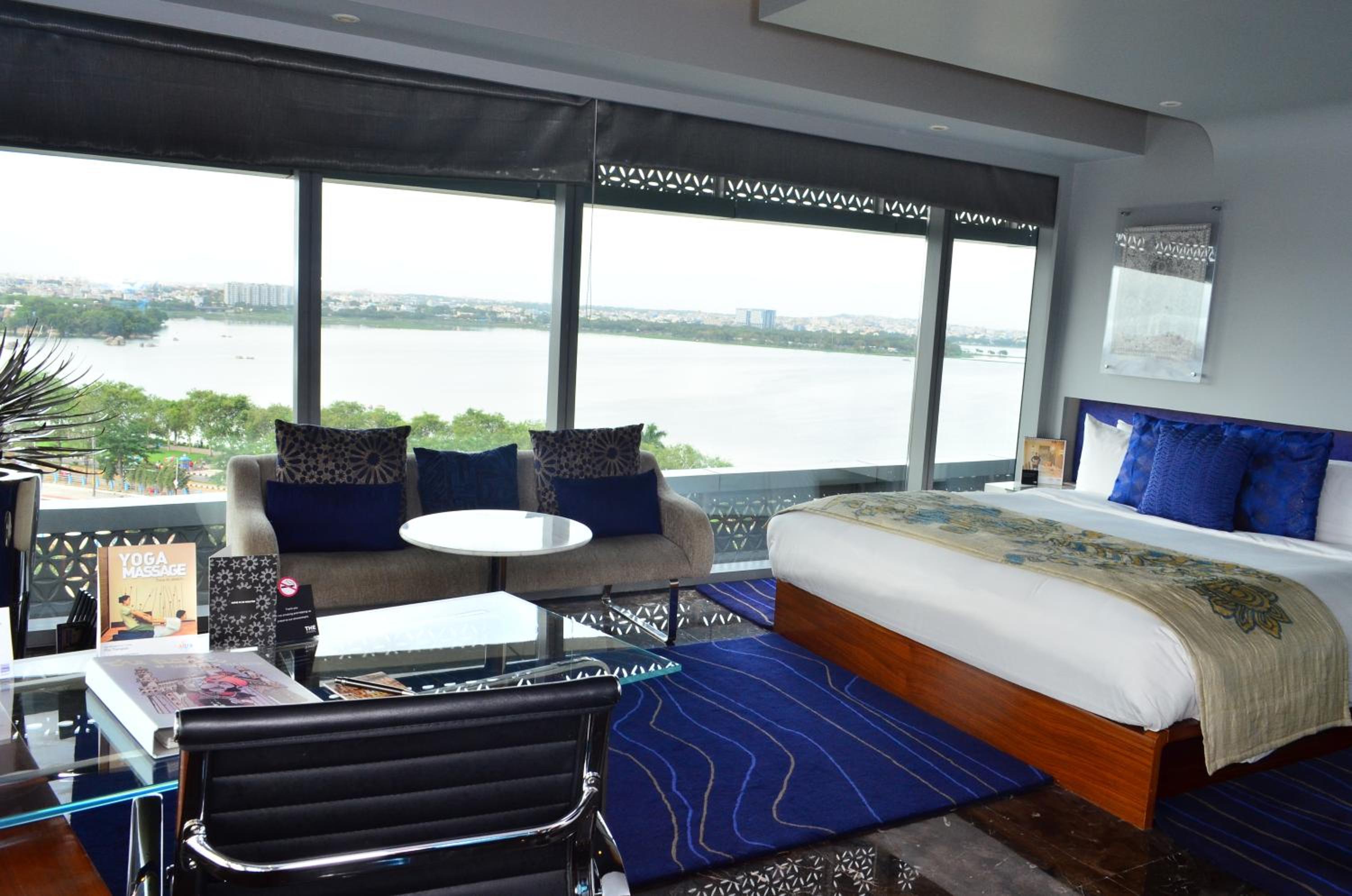 Residence Room (20% off on session of Spa ,15% Off on Laundry service ,Complimentary Welcome Drink on arrival) Residence Room (20% off on session of Spa ,15% Off on Laundry service ,Complimentary Welcome Drink on arrival)