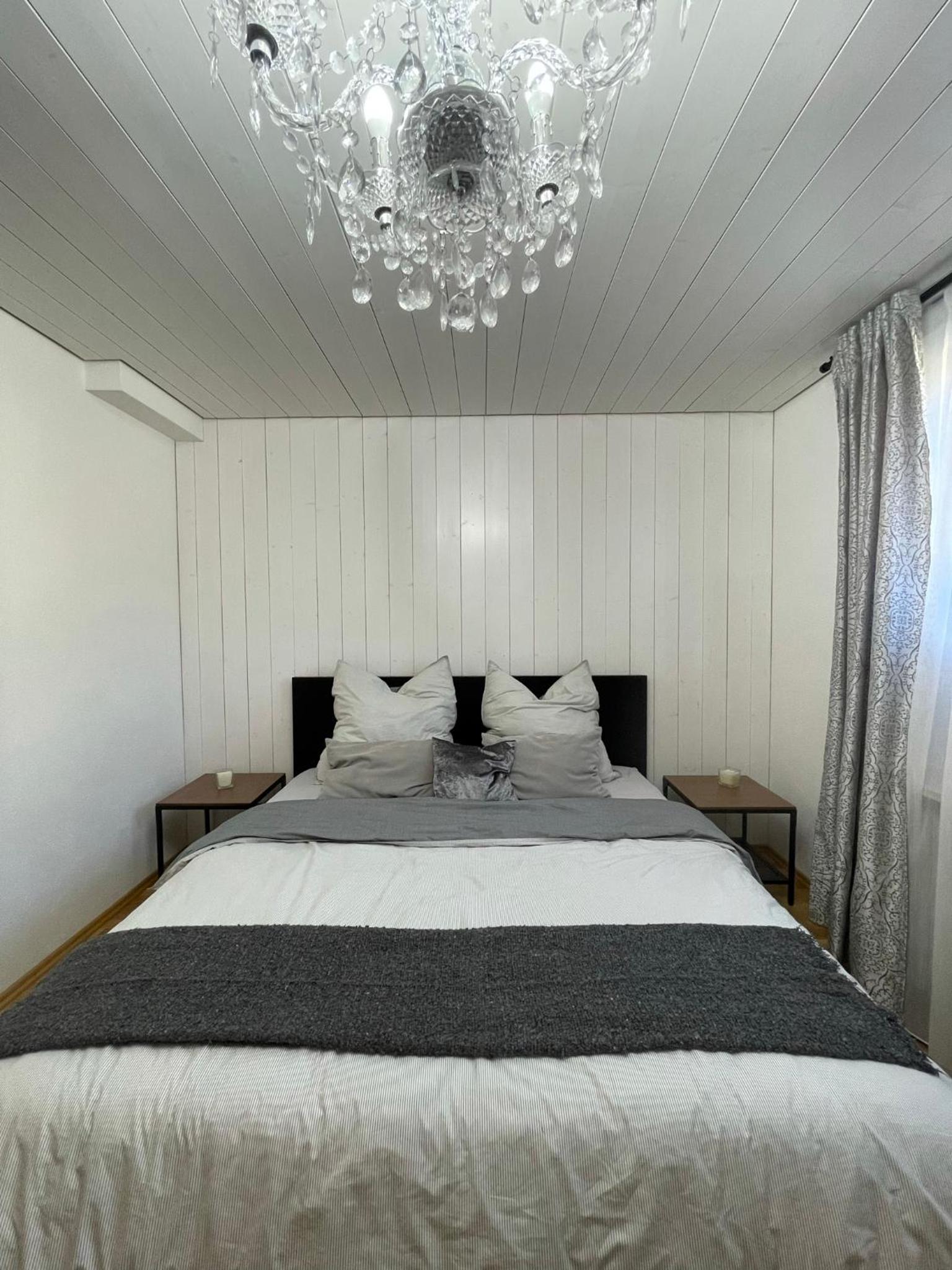 One-Bedroom Apartment - Photo 8