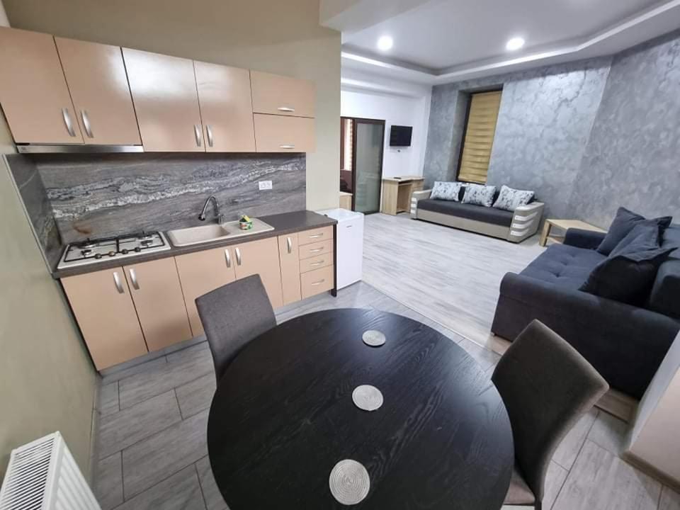 Apartment - Ground Floor photo 2