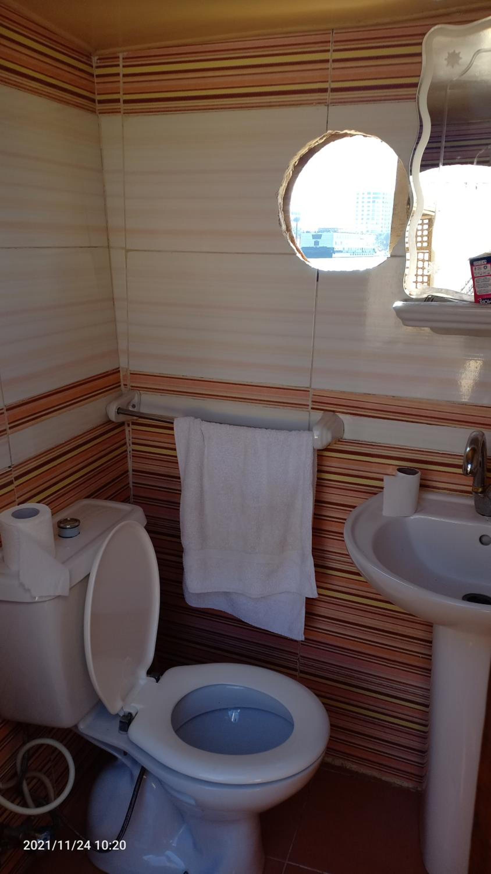 Boat 6 - Photo 2