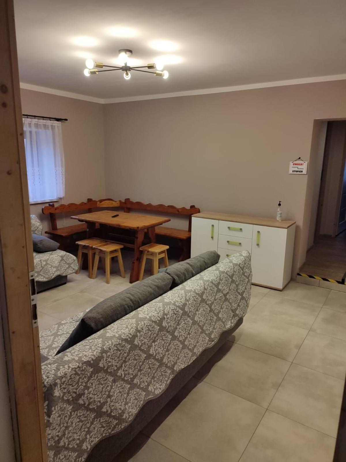 Two-Bedroom Apartment - Photo 9