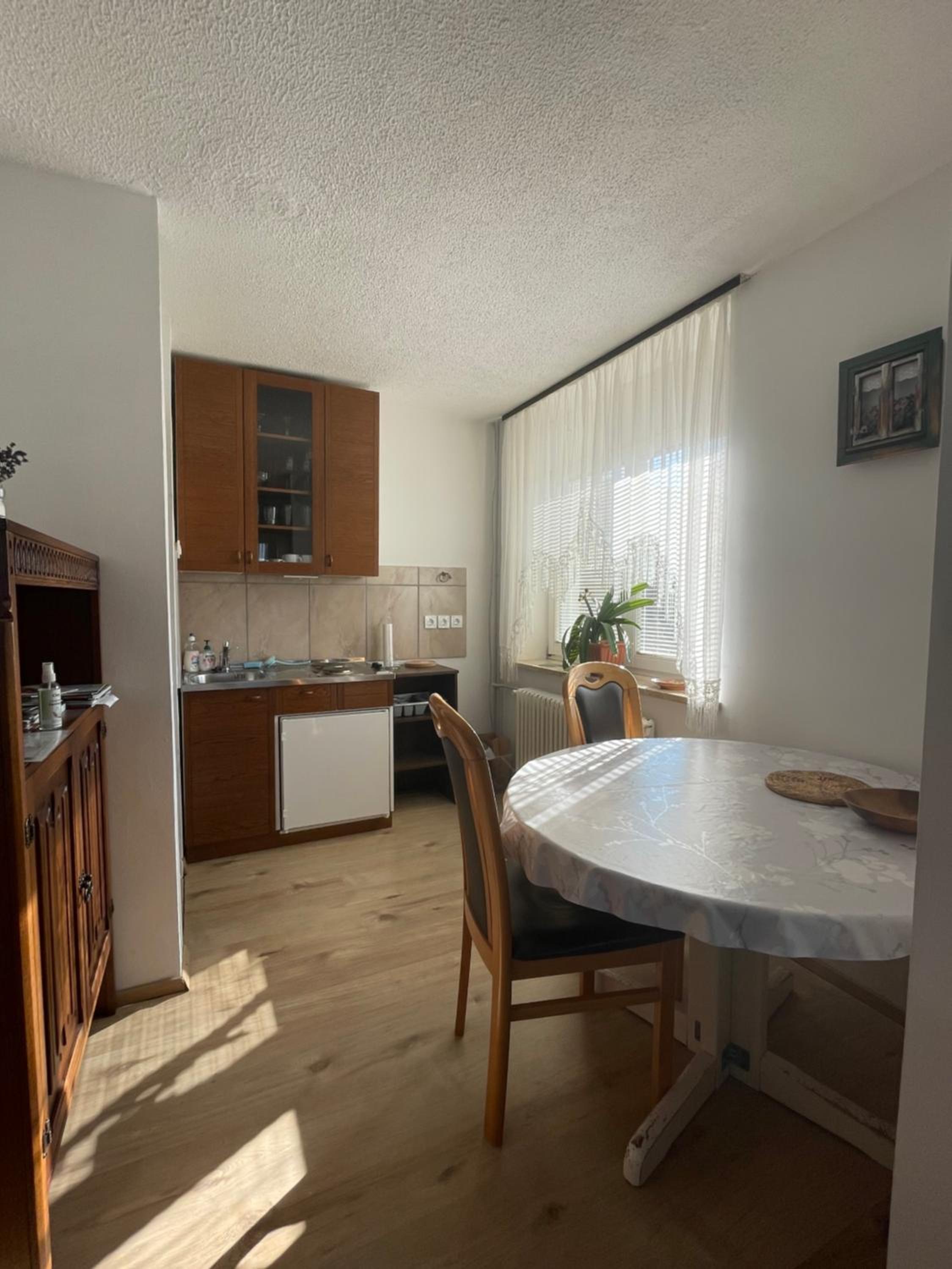 Apartment with Terrace - Photo 4