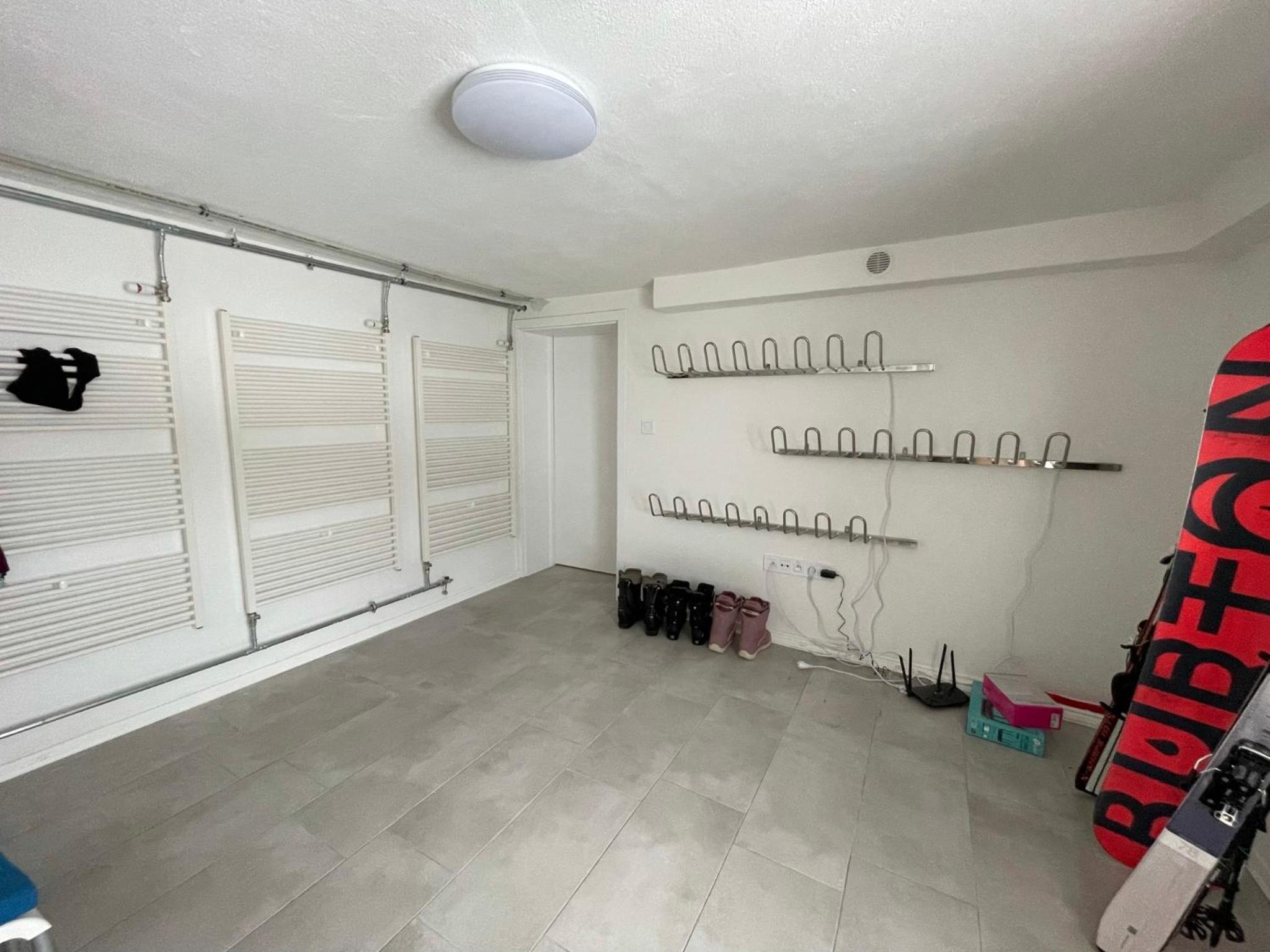 Apartment with Terrace photo 2