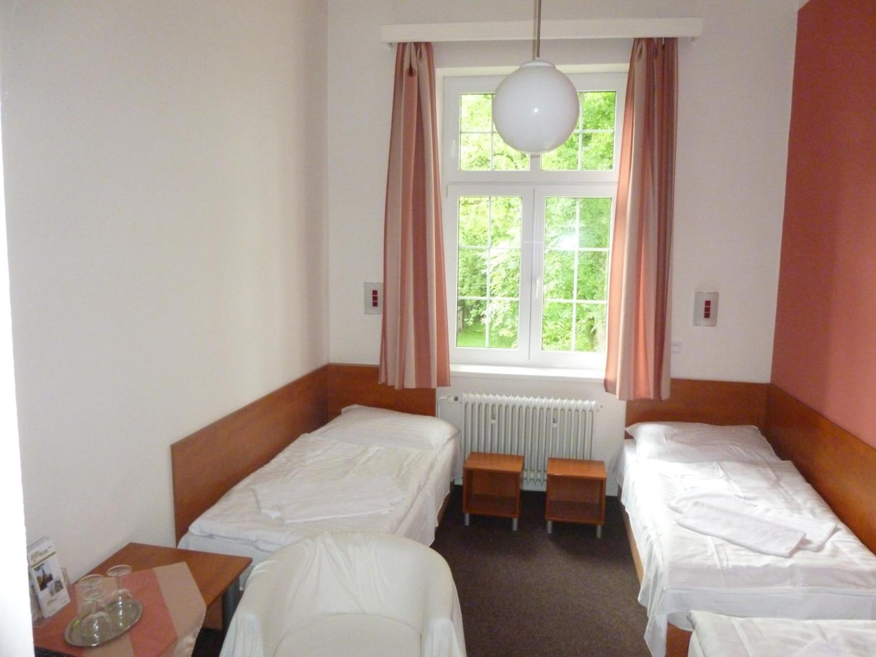 Standard Triple Room photo 3