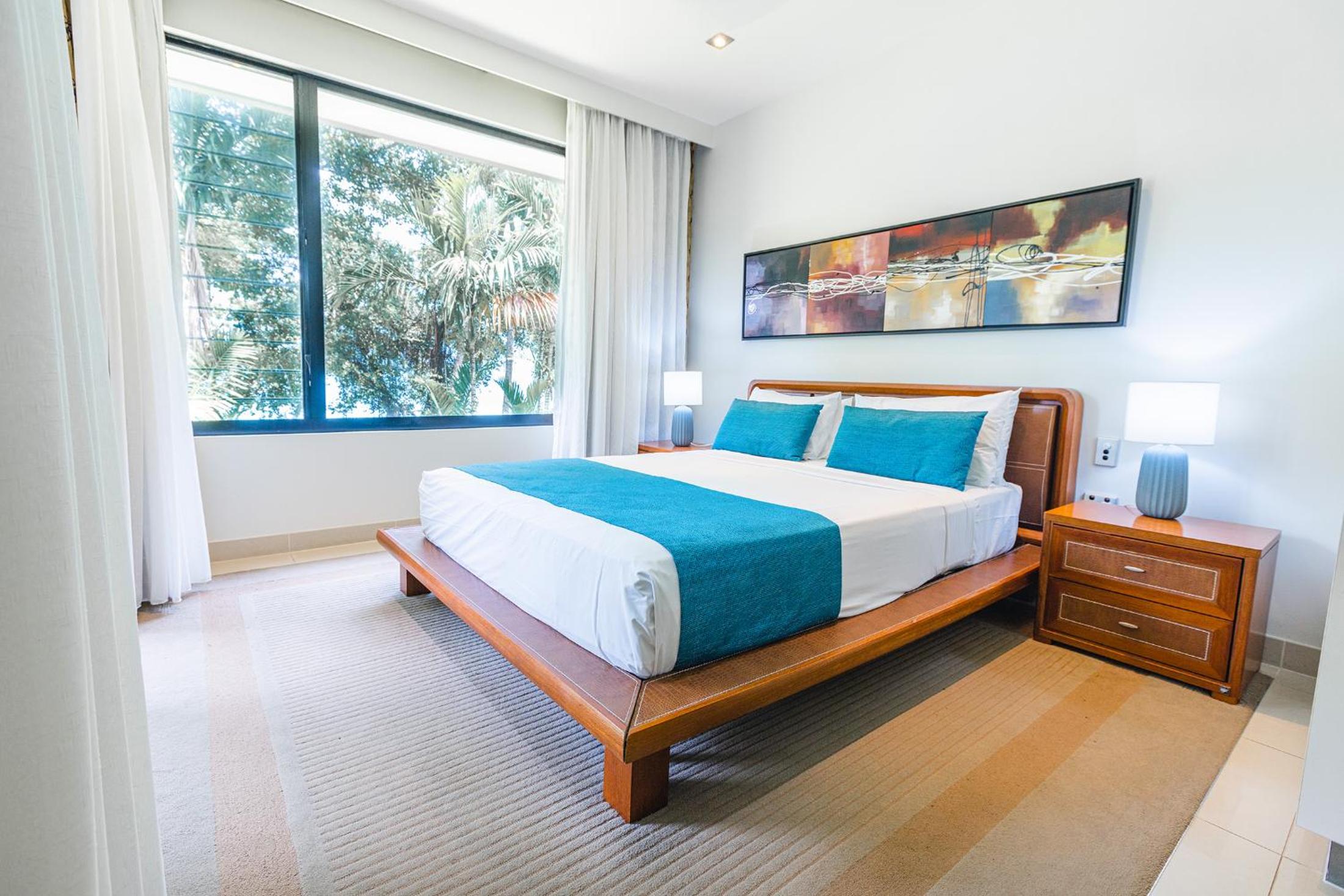 One-Bedroom Suite - Photo 5