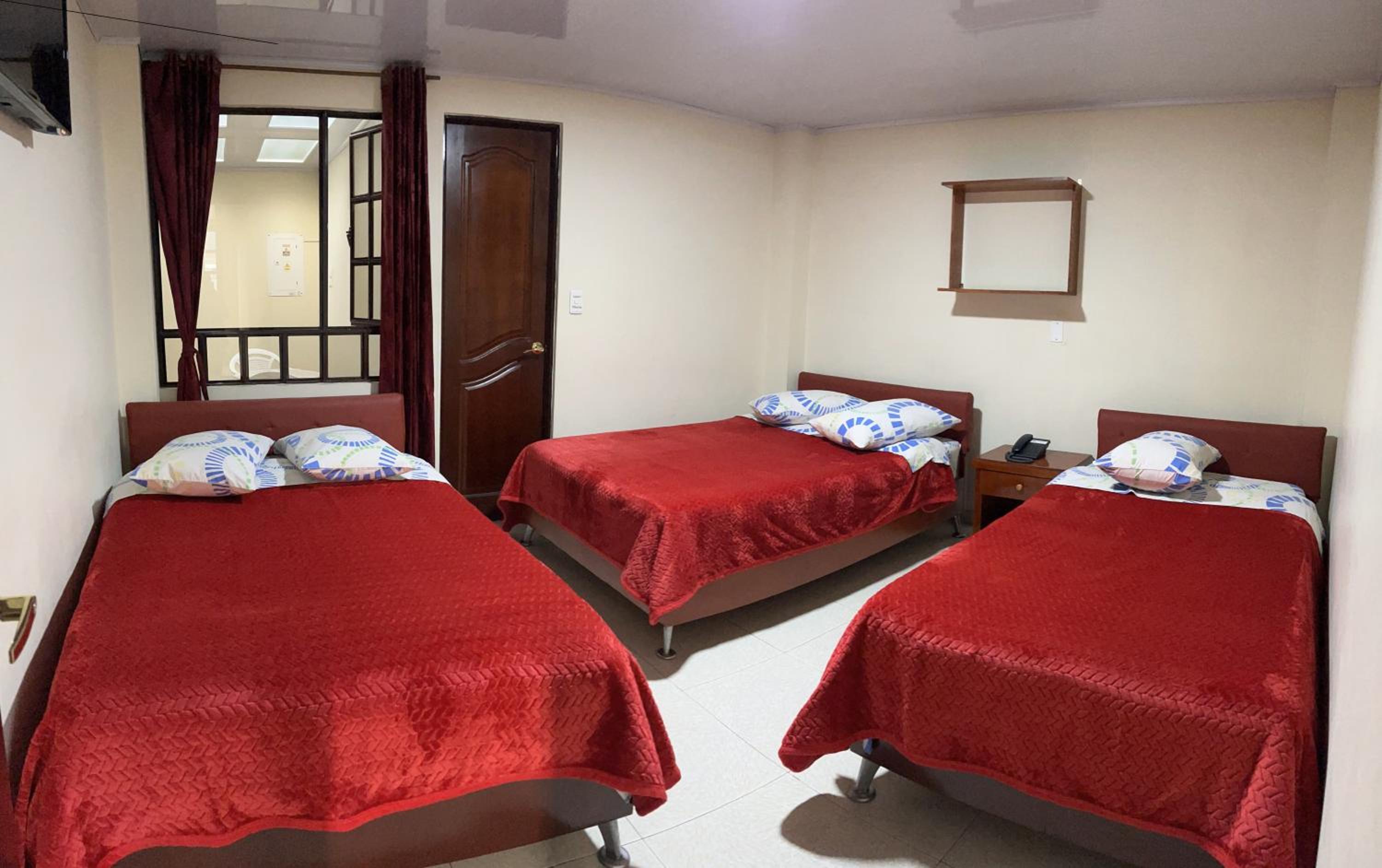 Standard Double Room with Two Double Beds photo 2